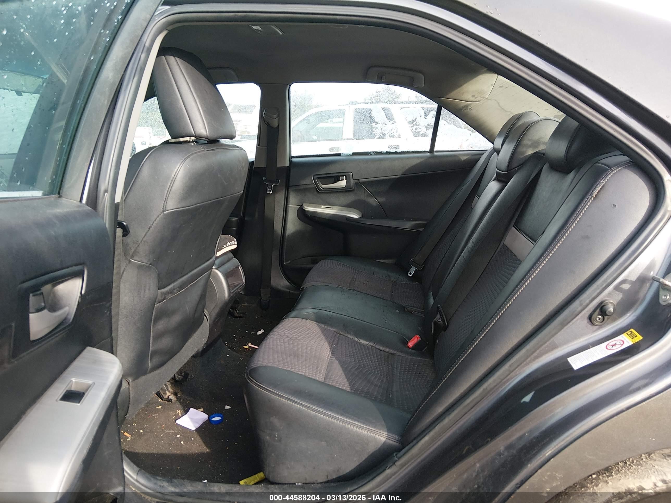 TOYOTA CAMRY image 8