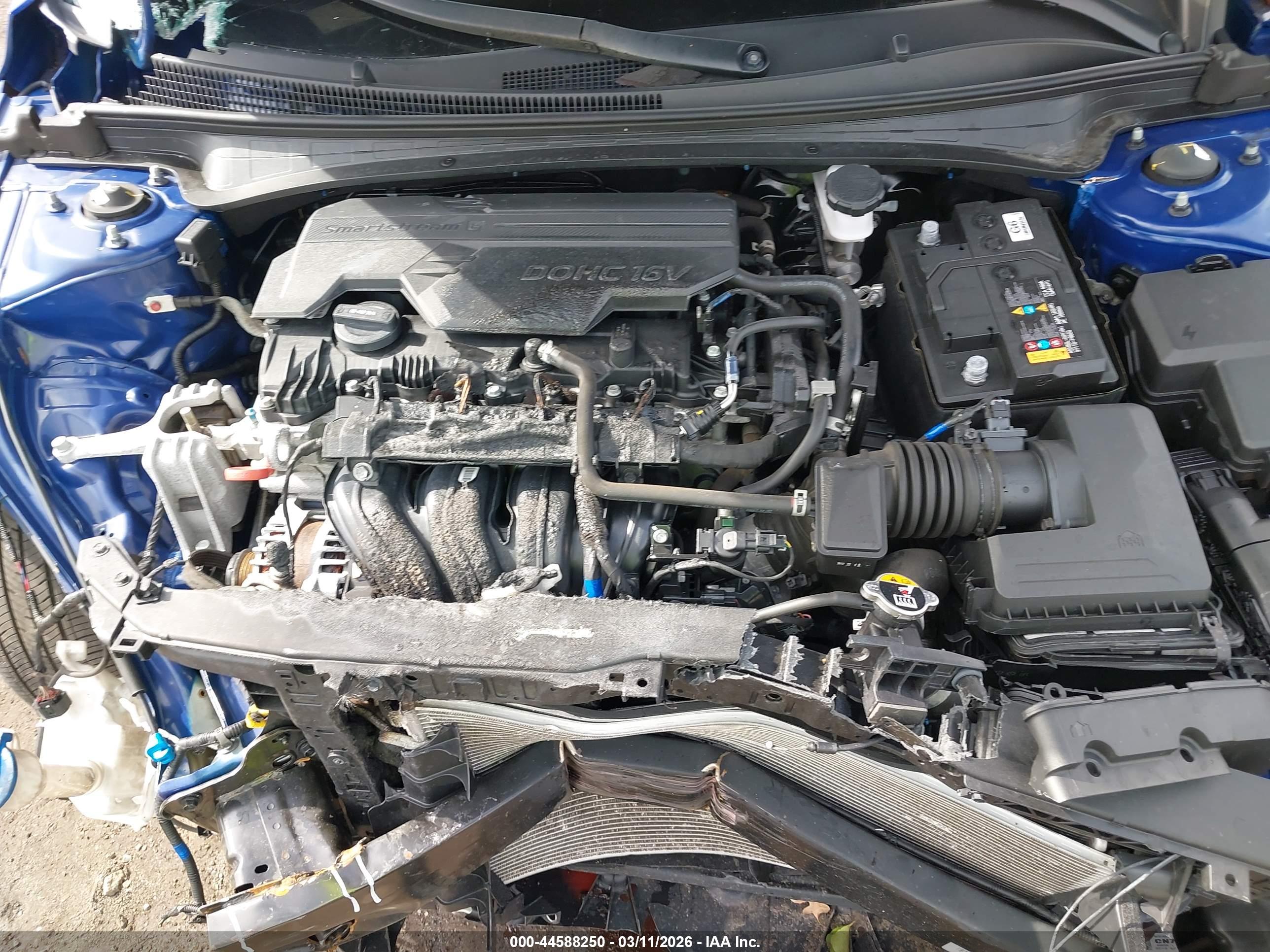 HYUNDAI ELANTRA image 10