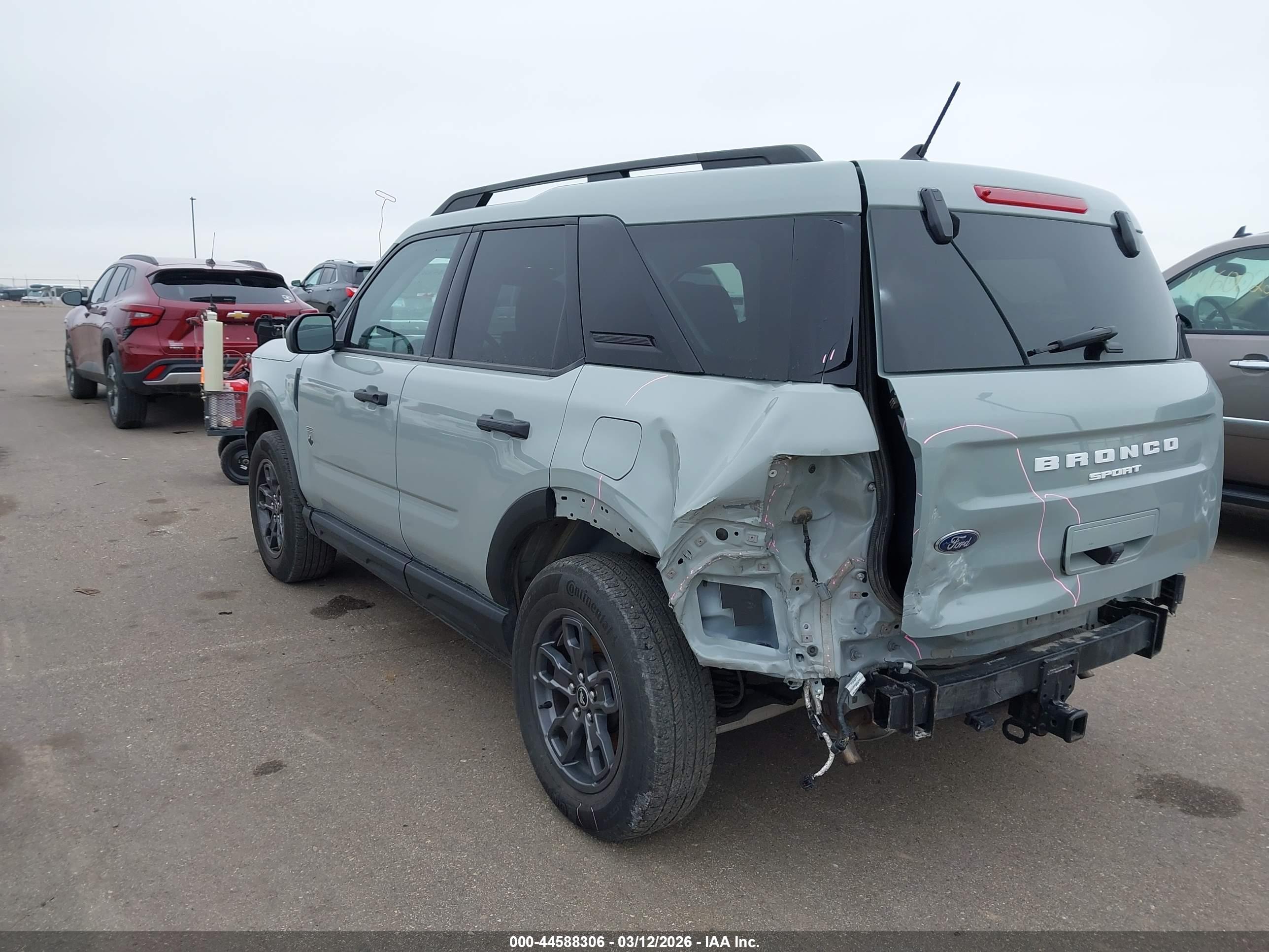 FORD BRONCO image 3