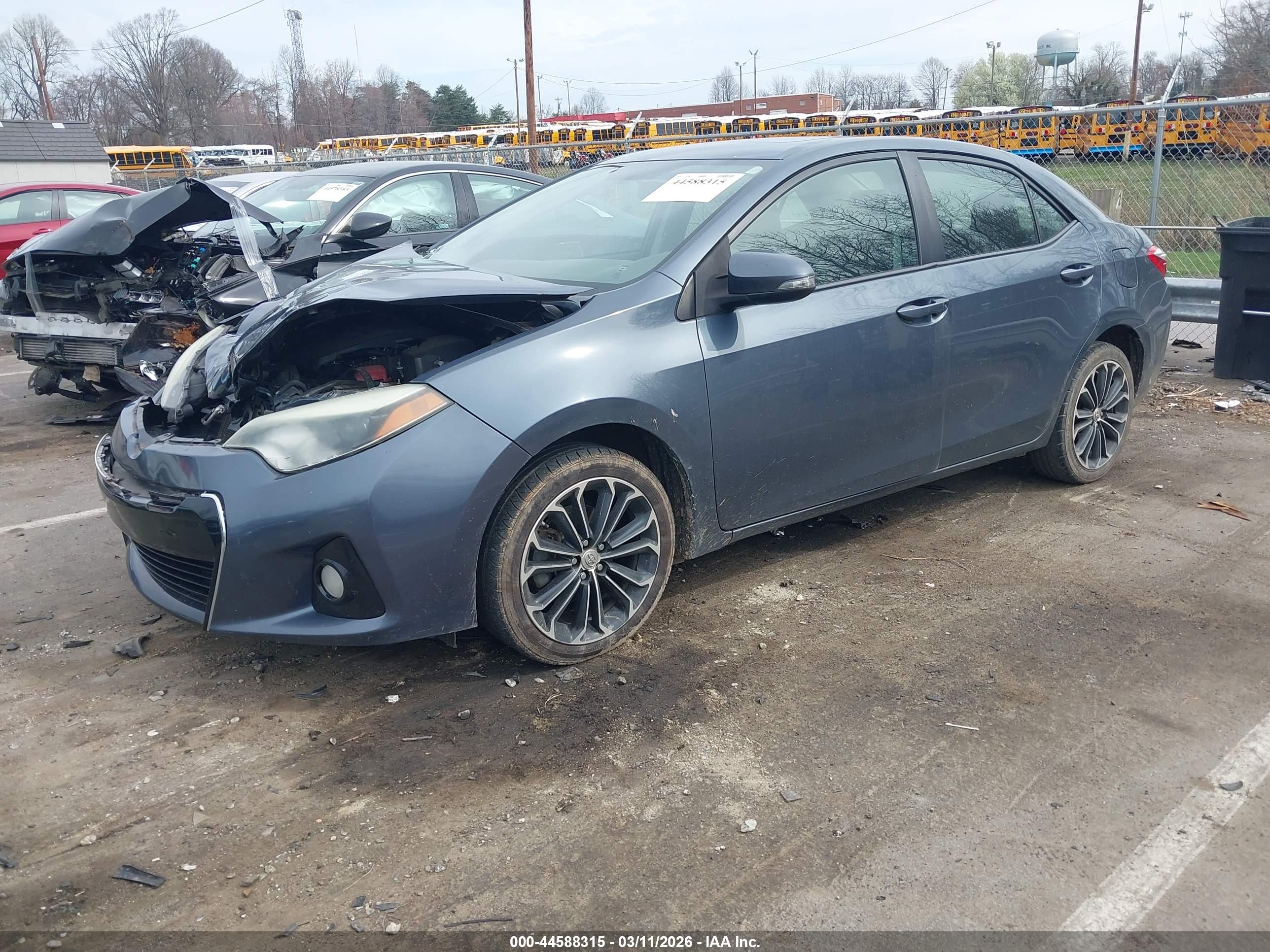 TOYOTA COROLLA image 2