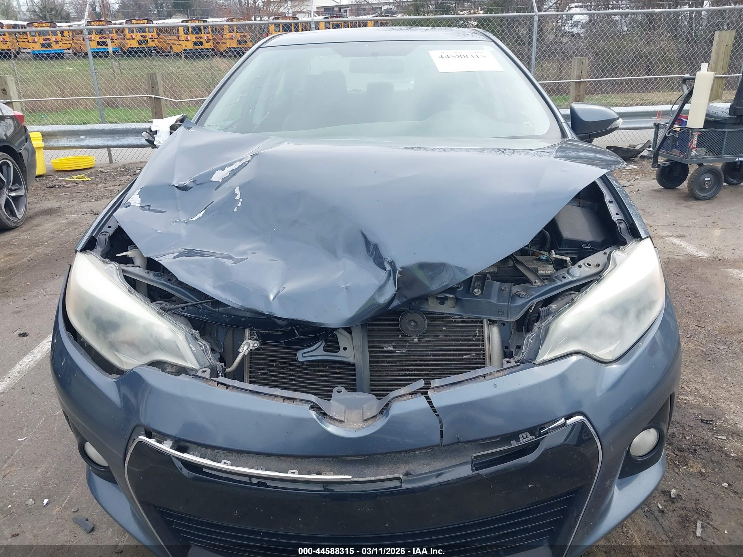 TOYOTA COROLLA image 6