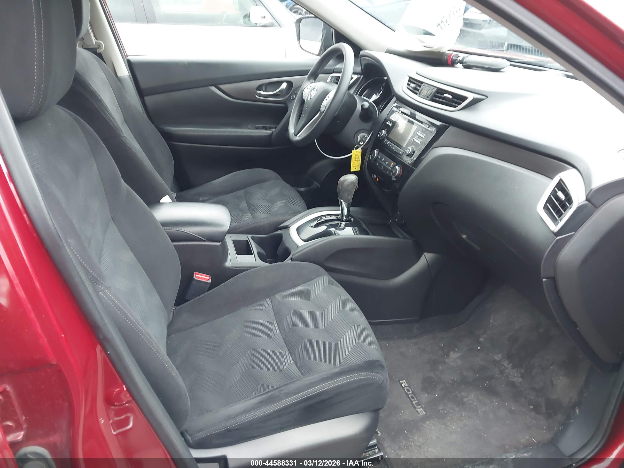 NISSAN ROGUE image 5