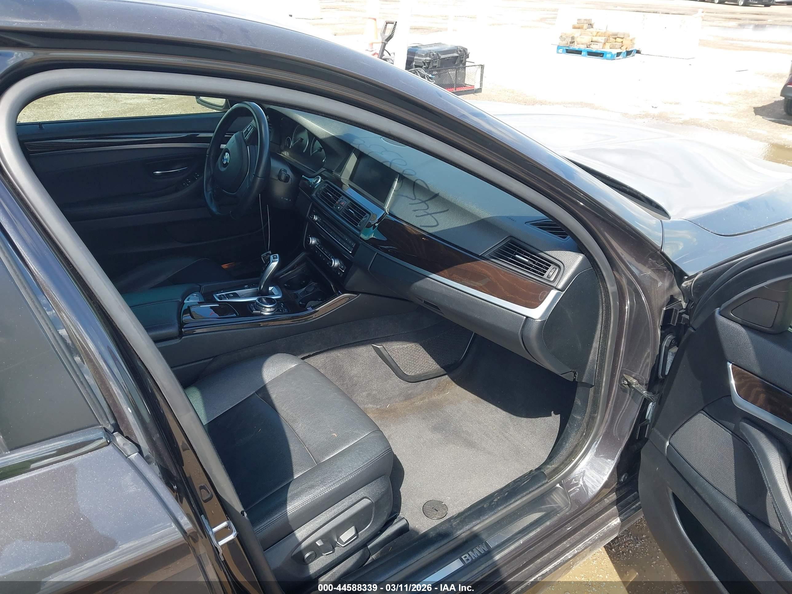 BMW 535I image 5