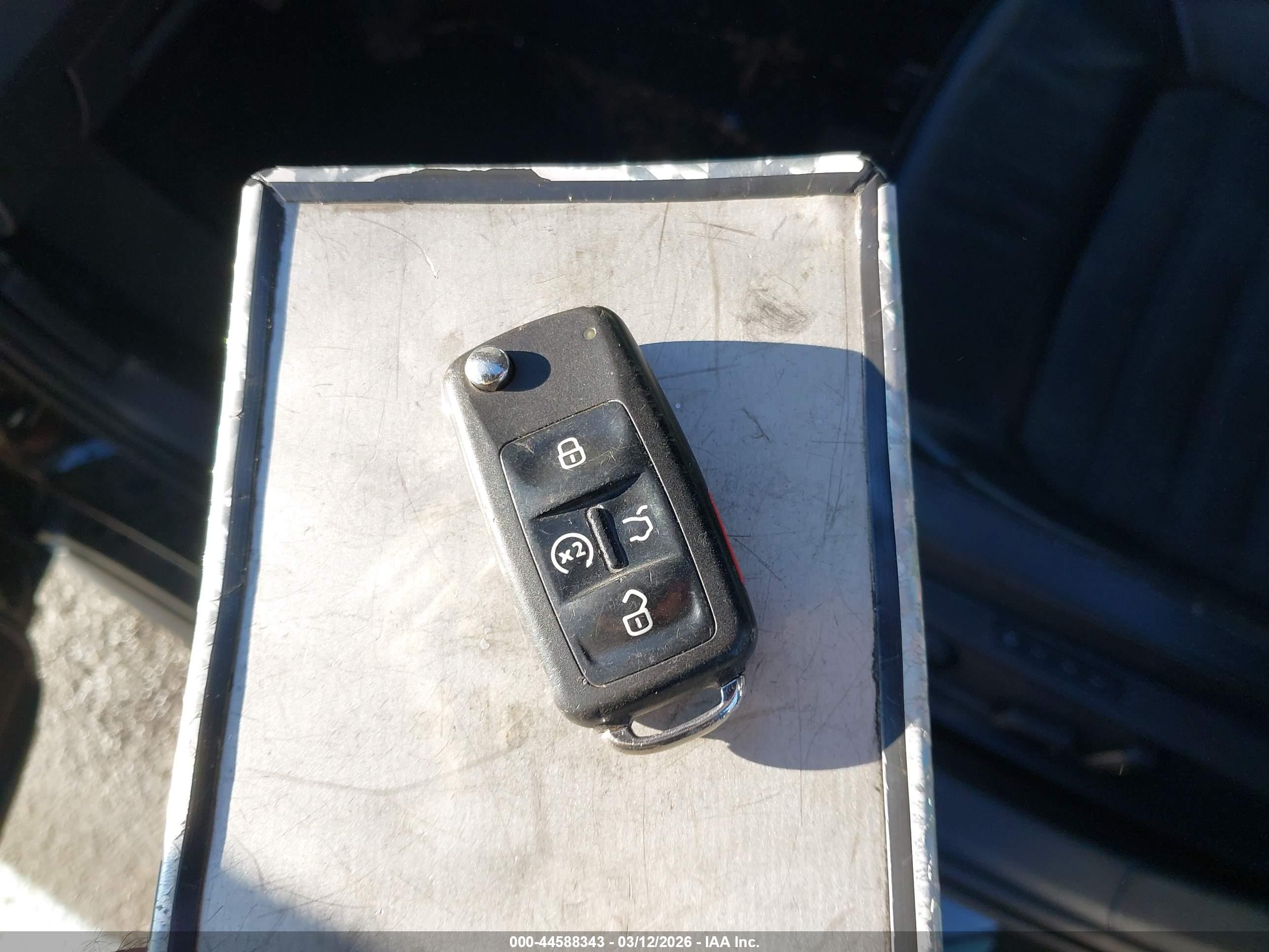 VOLKSWAGEN PASSAT image 11