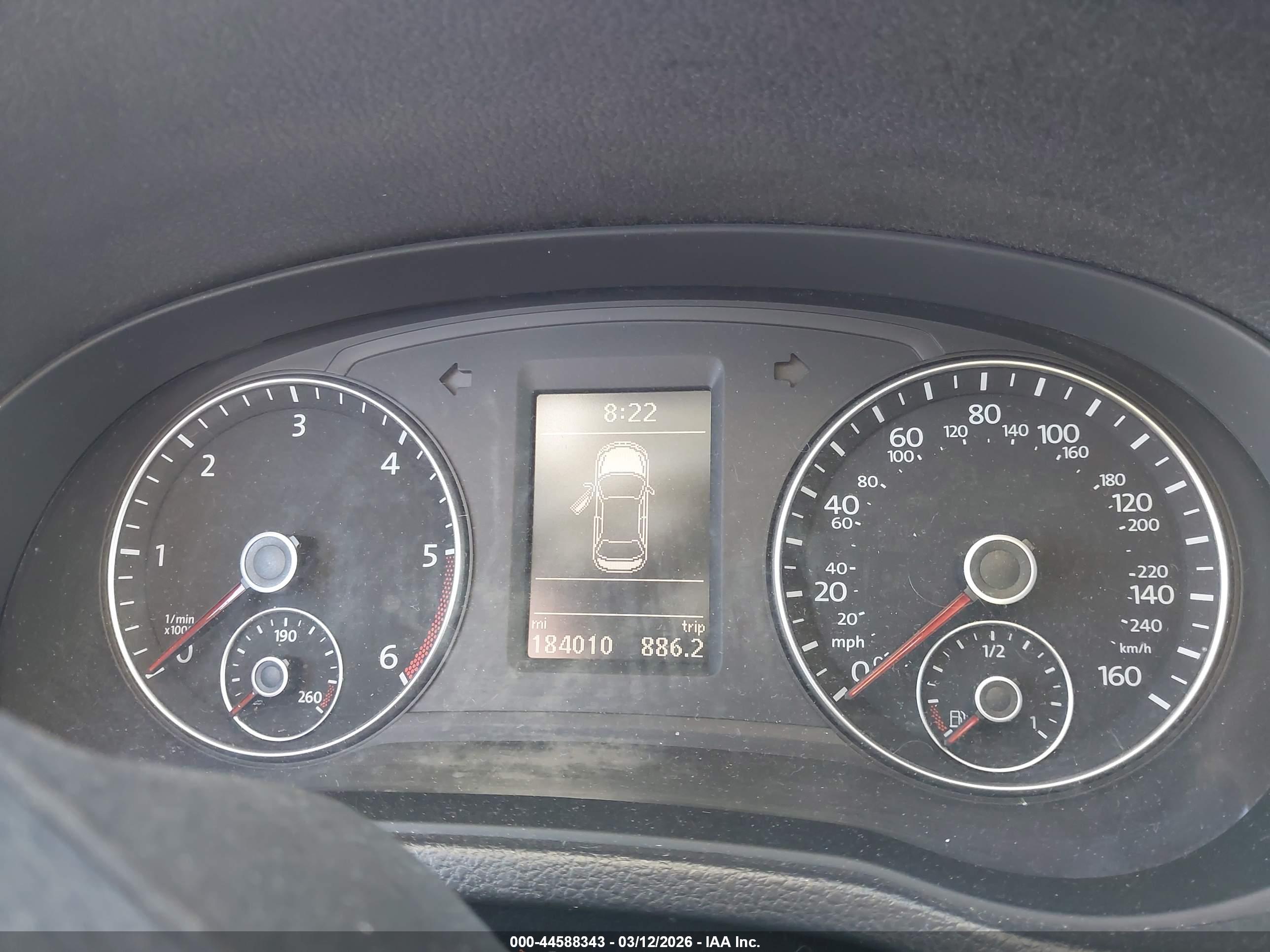 VOLKSWAGEN PASSAT image 7