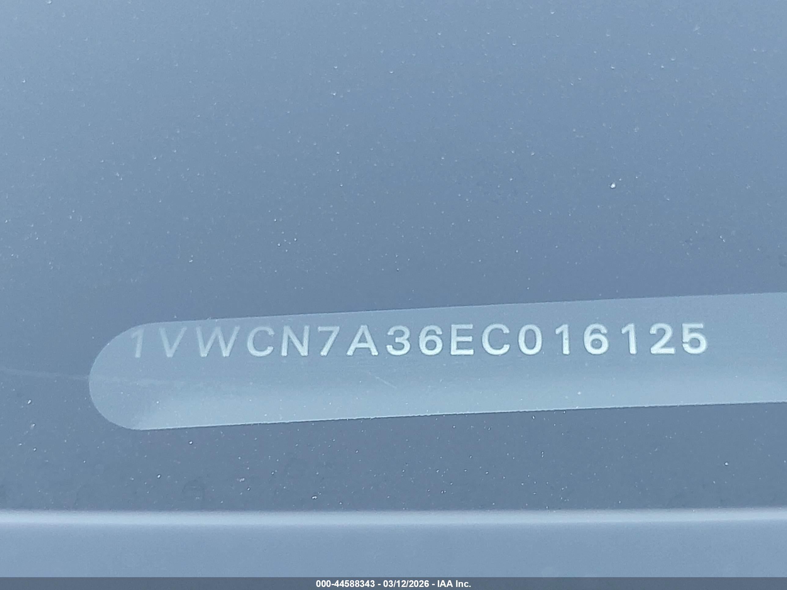 VOLKSWAGEN PASSAT image 9