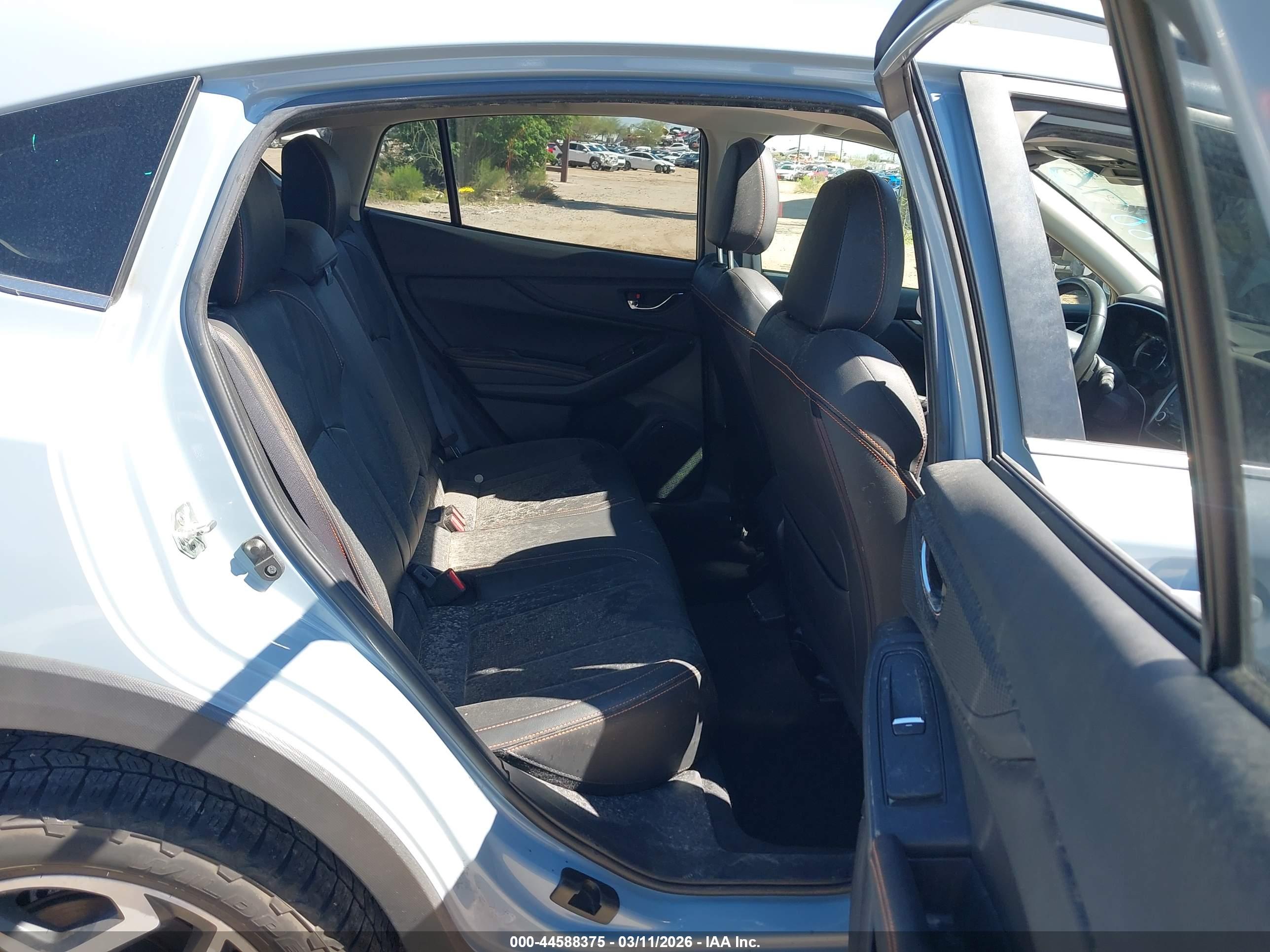 SUBARU CROSSTREK image 8