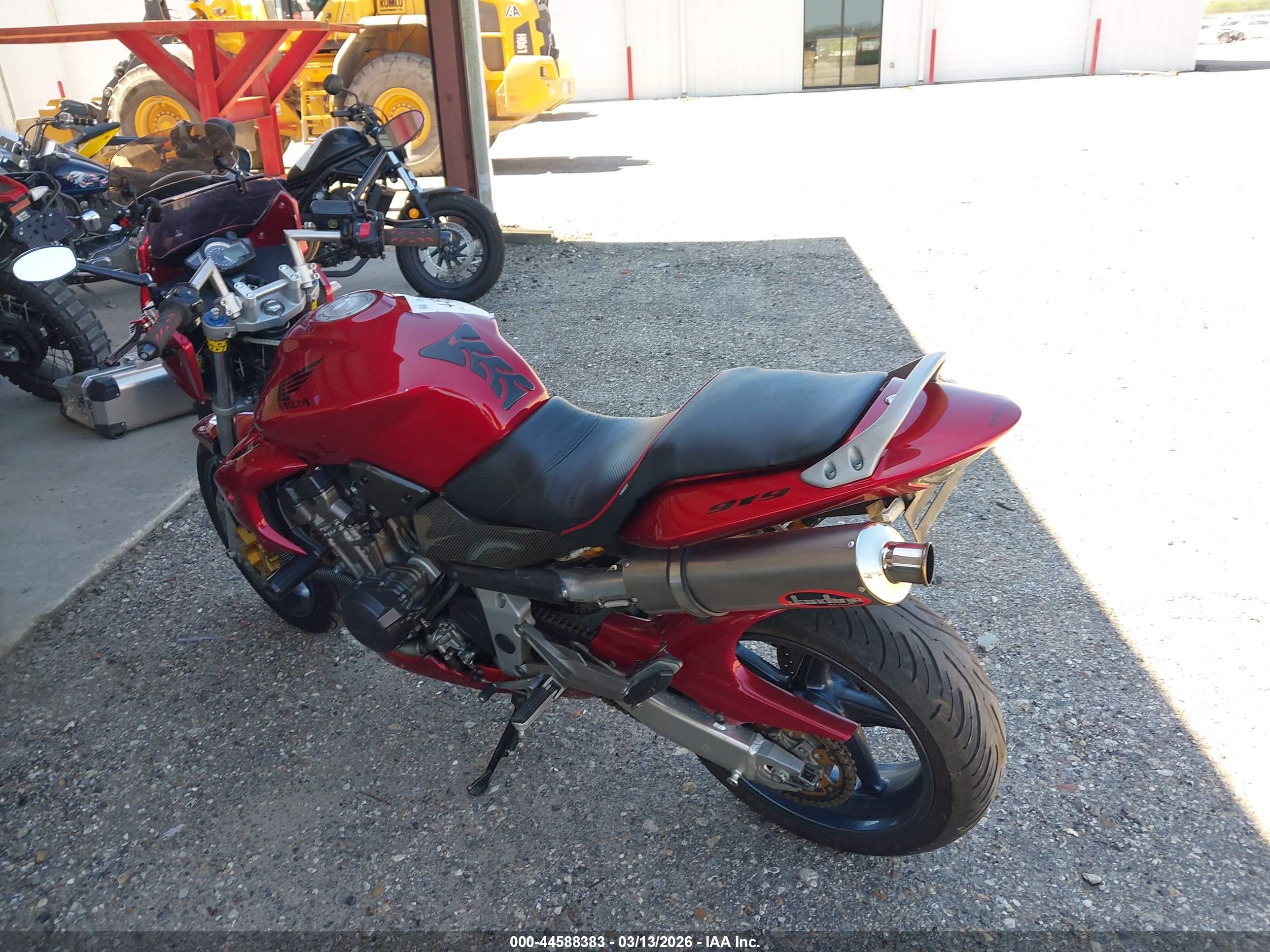 HONDA CB900 image 3