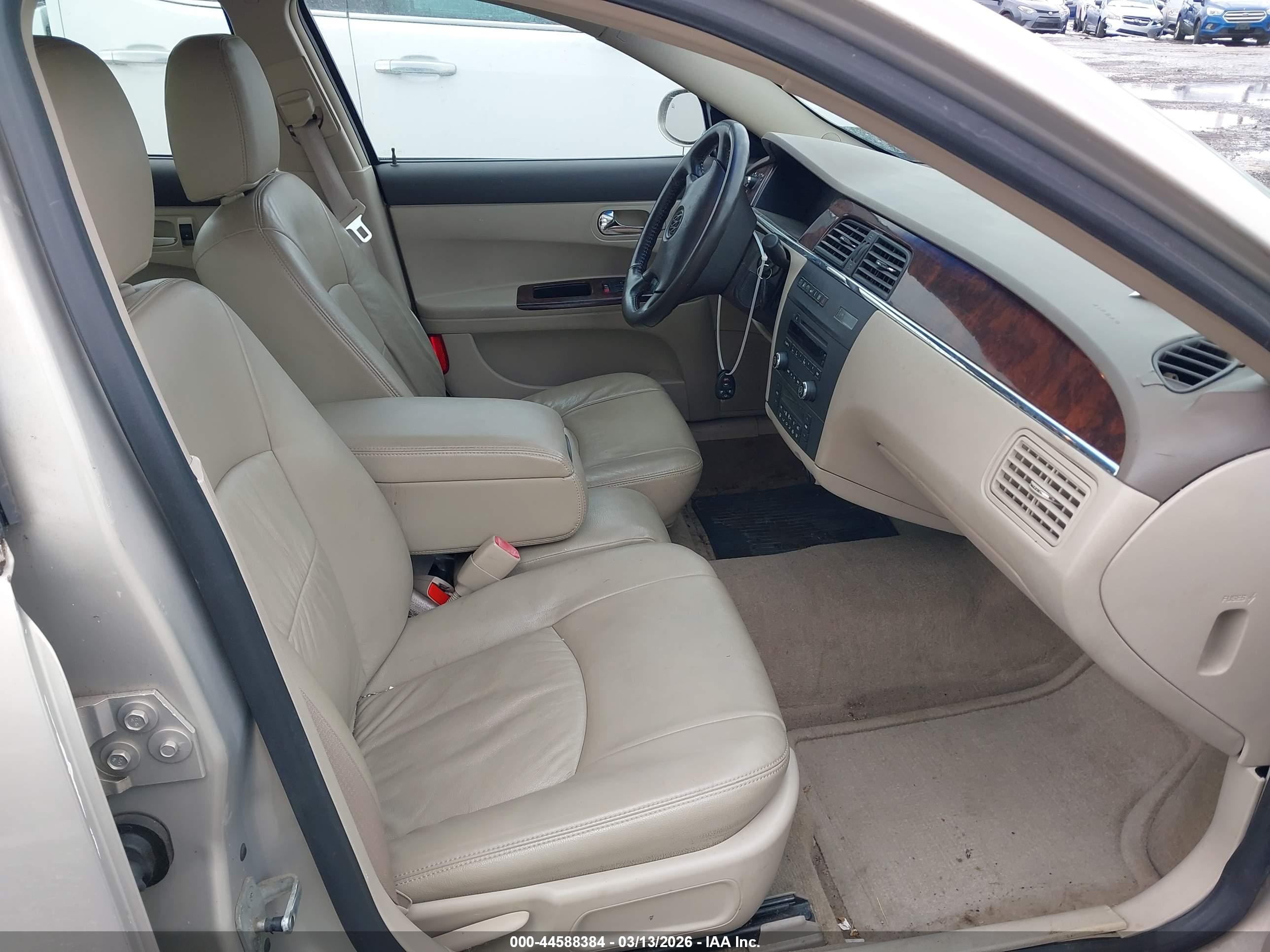 BUICK LACROSSE image 5