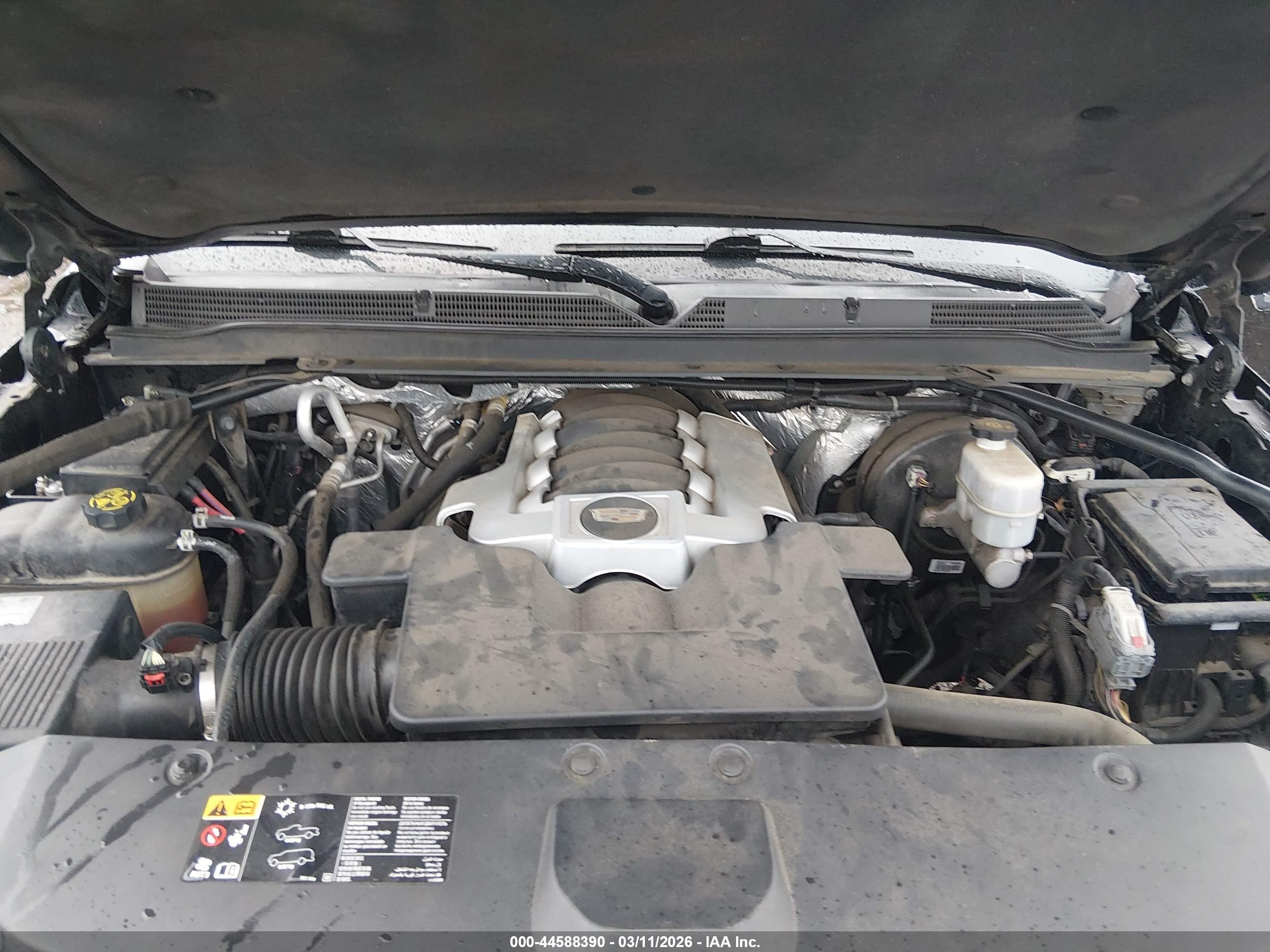CADILLAC ESCALADE image 10