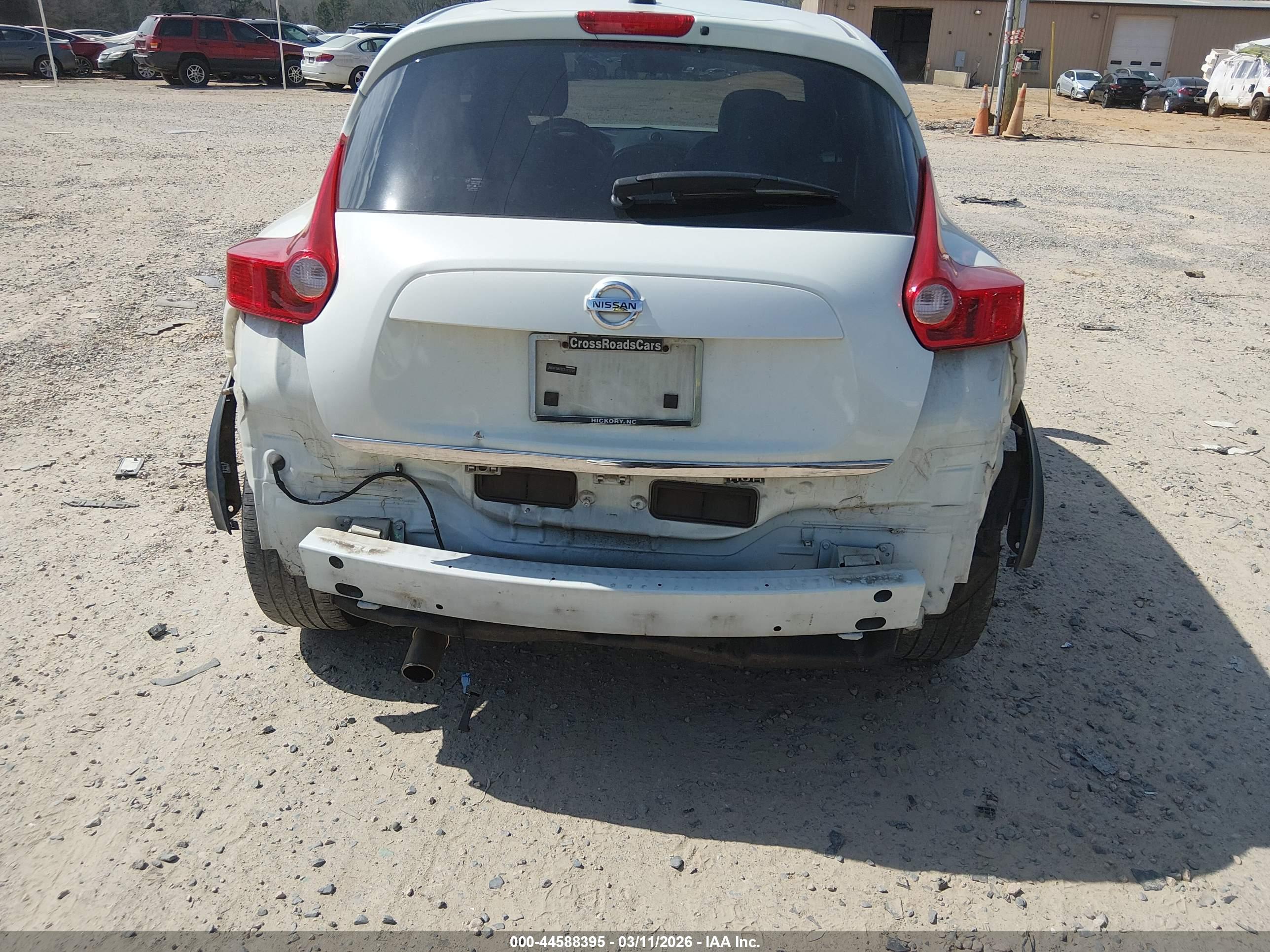 NISSAN JUKE image 6
