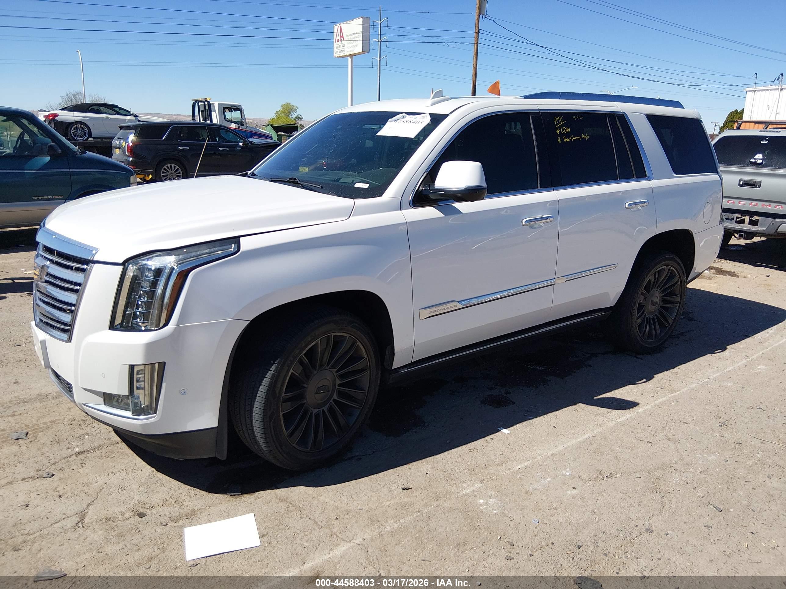 CADILLAC ESCALADE image 2