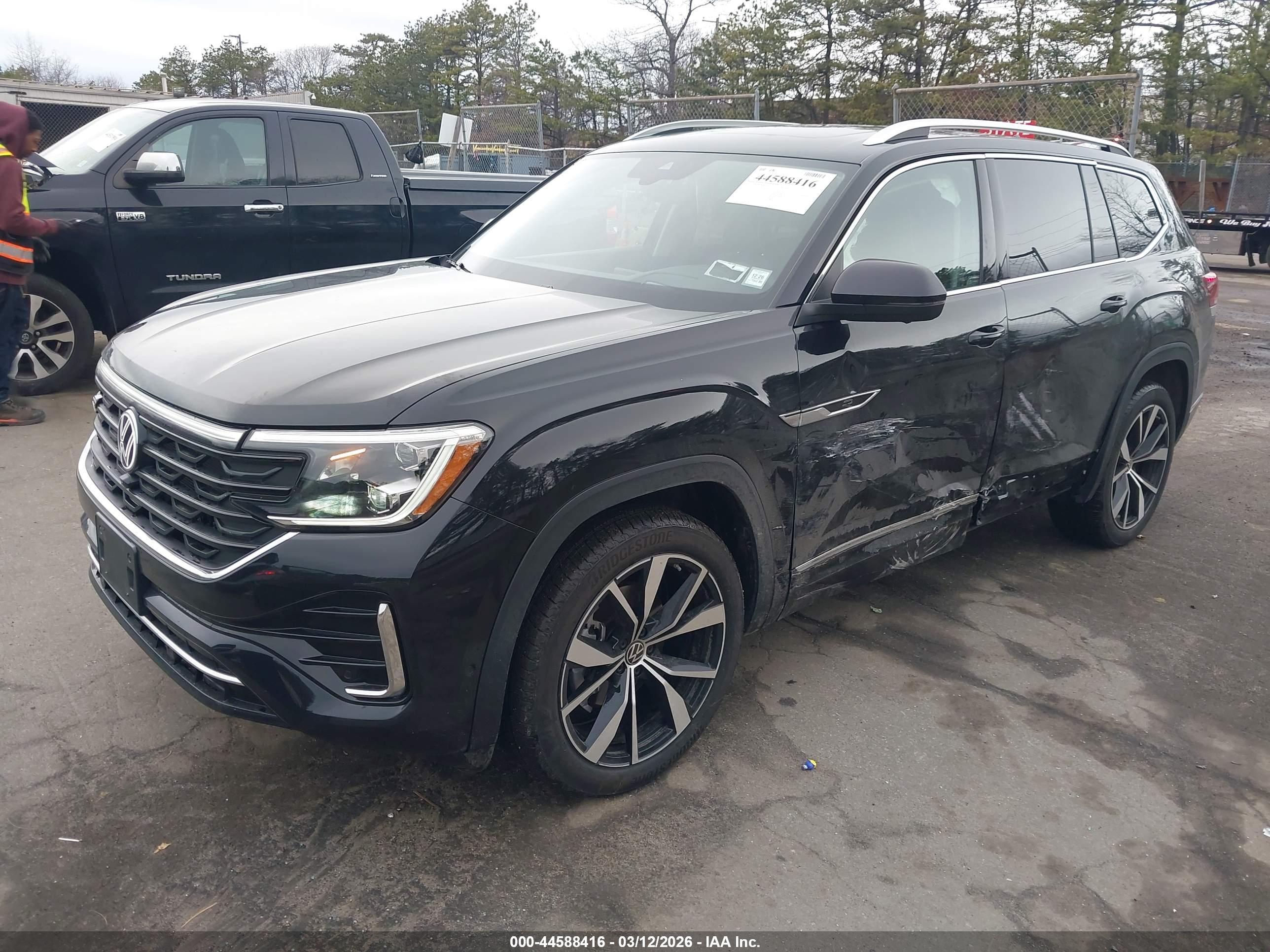 VOLKSWAGEN ATLAS image 2