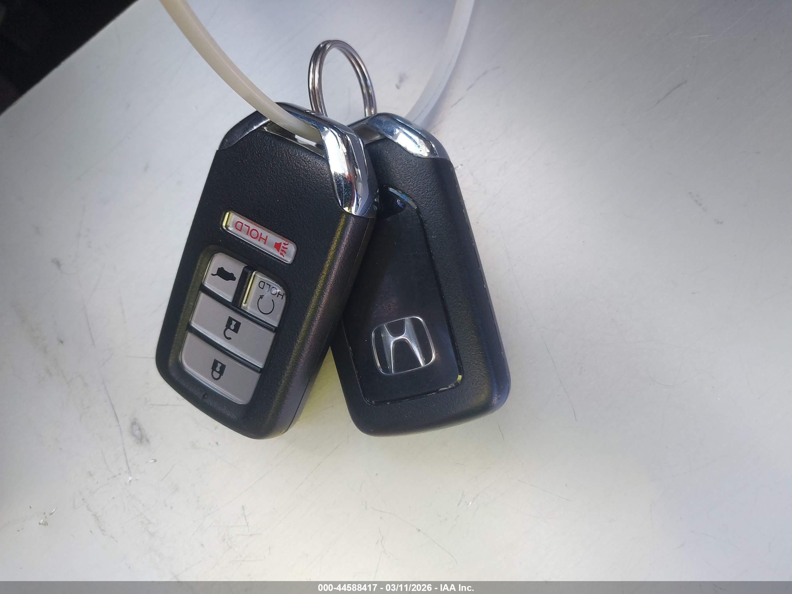HONDA CR-V image 11