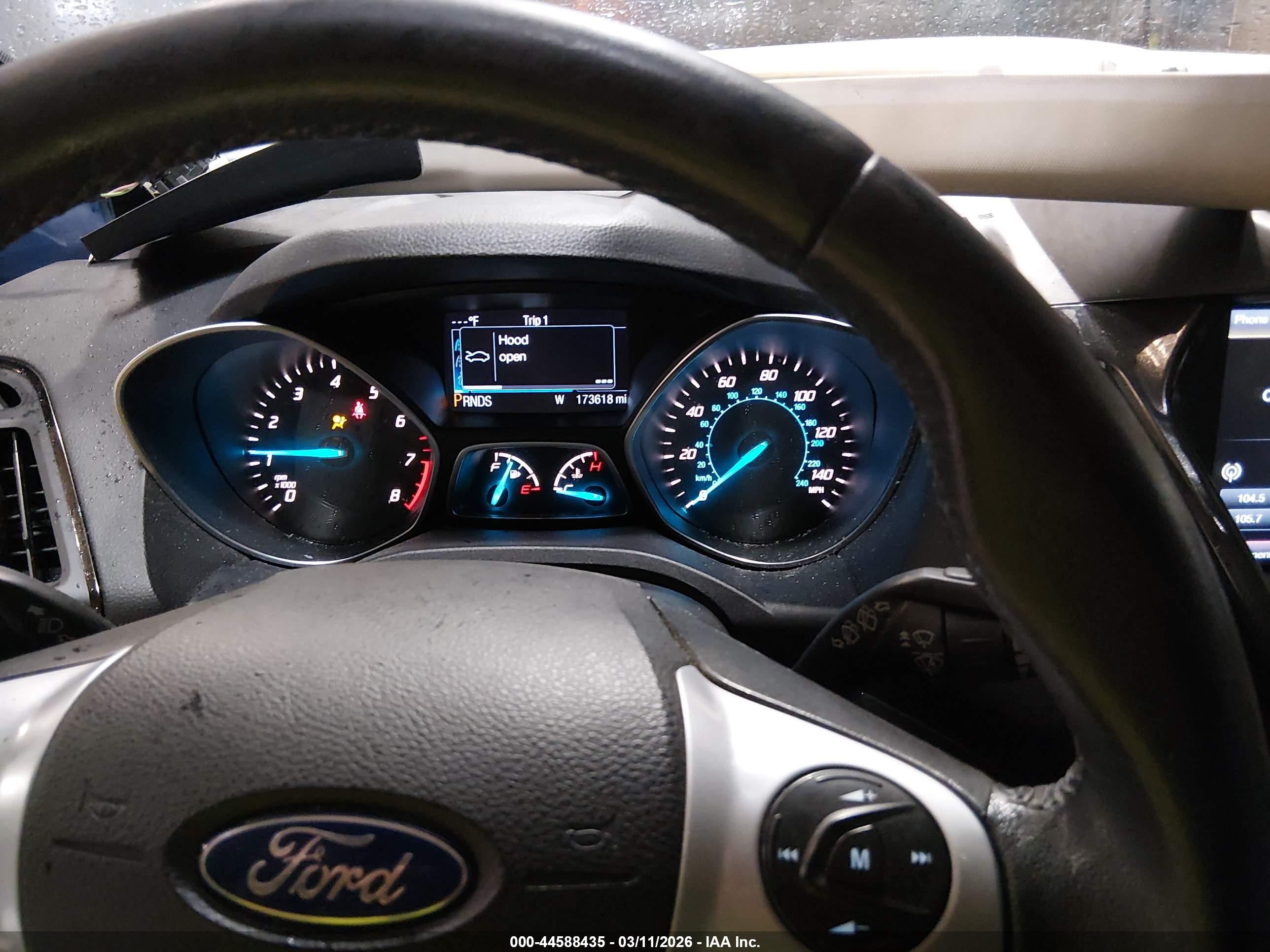 FORD ESCAPE image 7