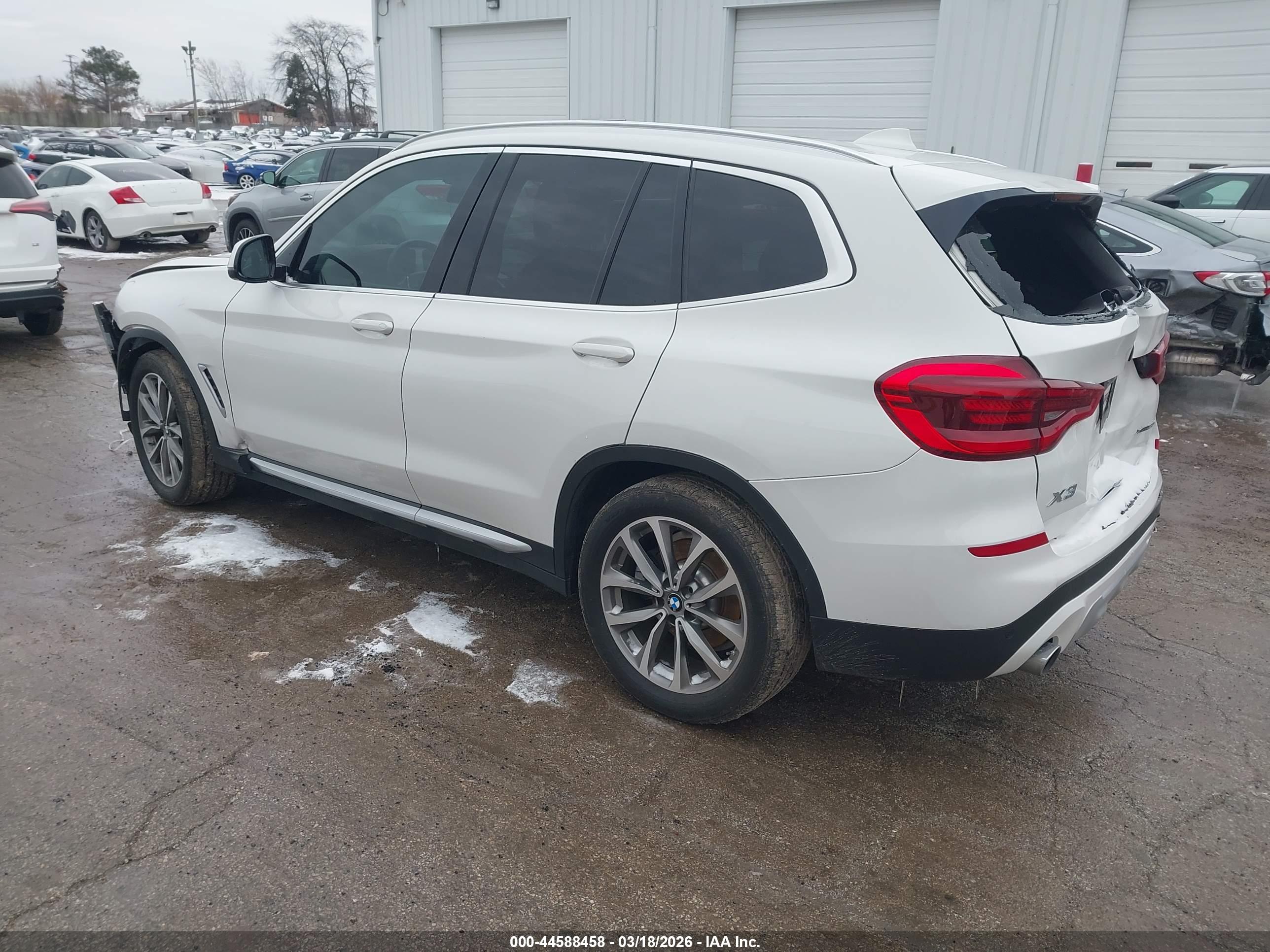BMW X3 image 3
