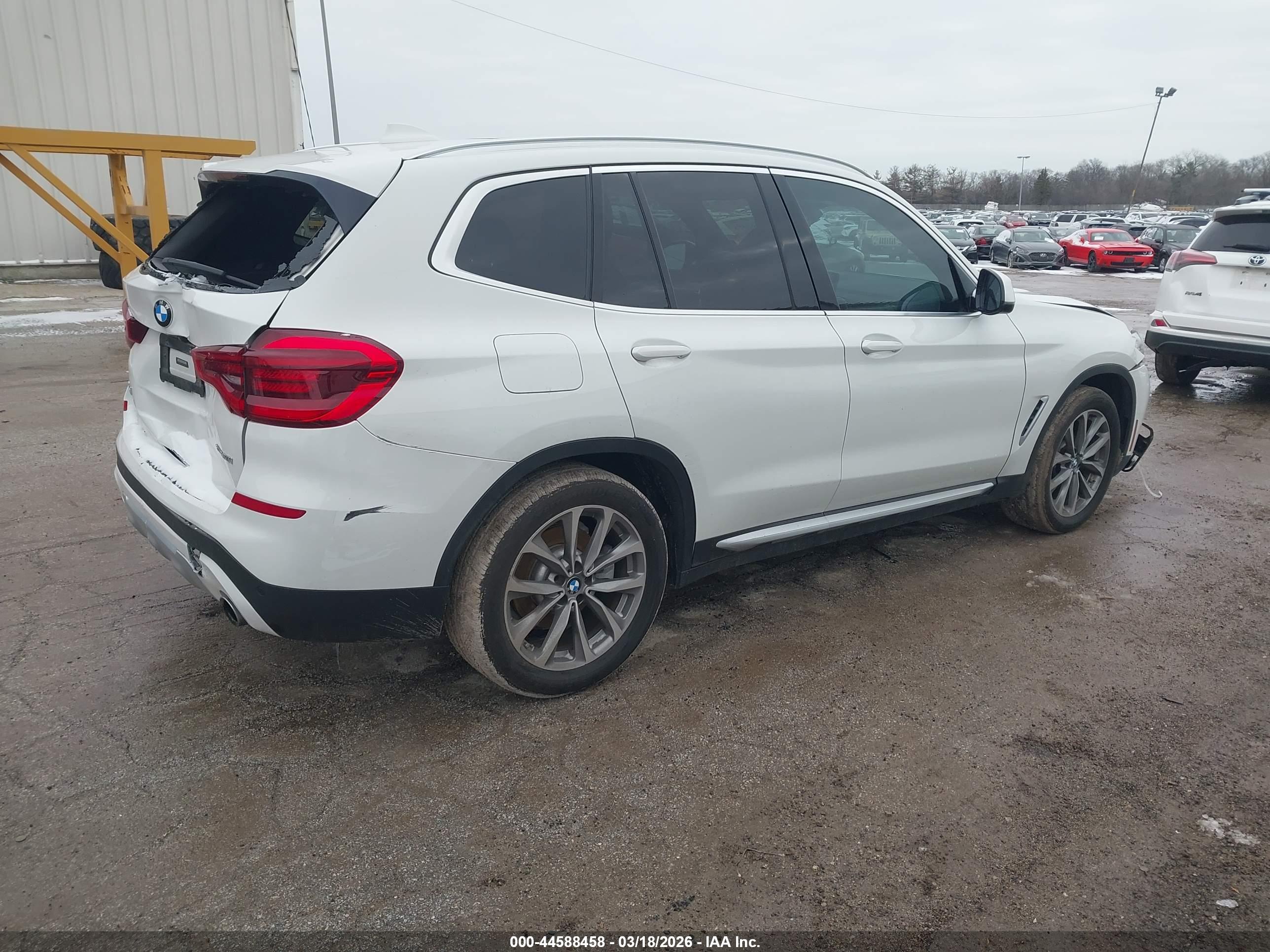 BMW X3 image 4