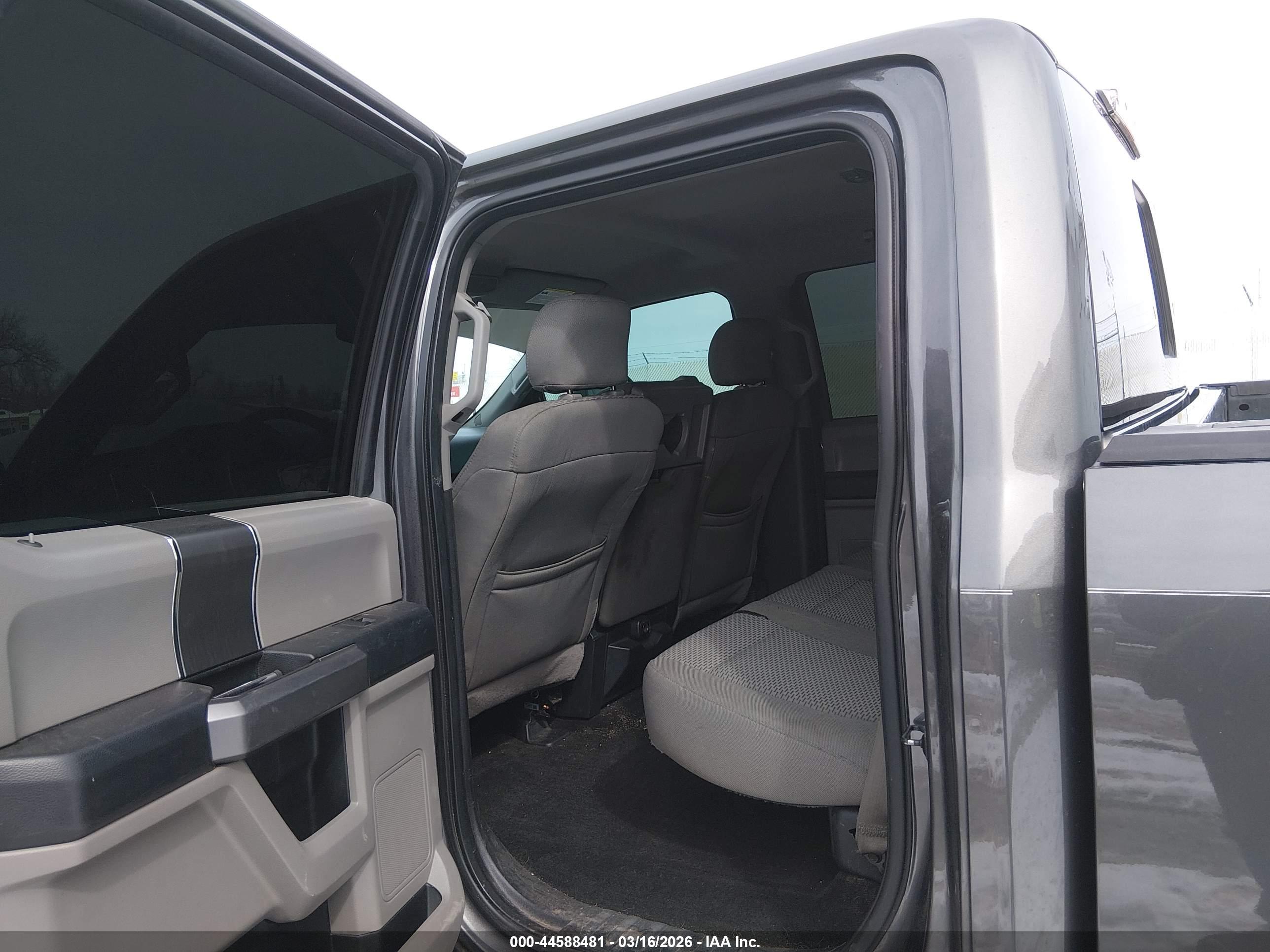 FORD F-150 image 8
