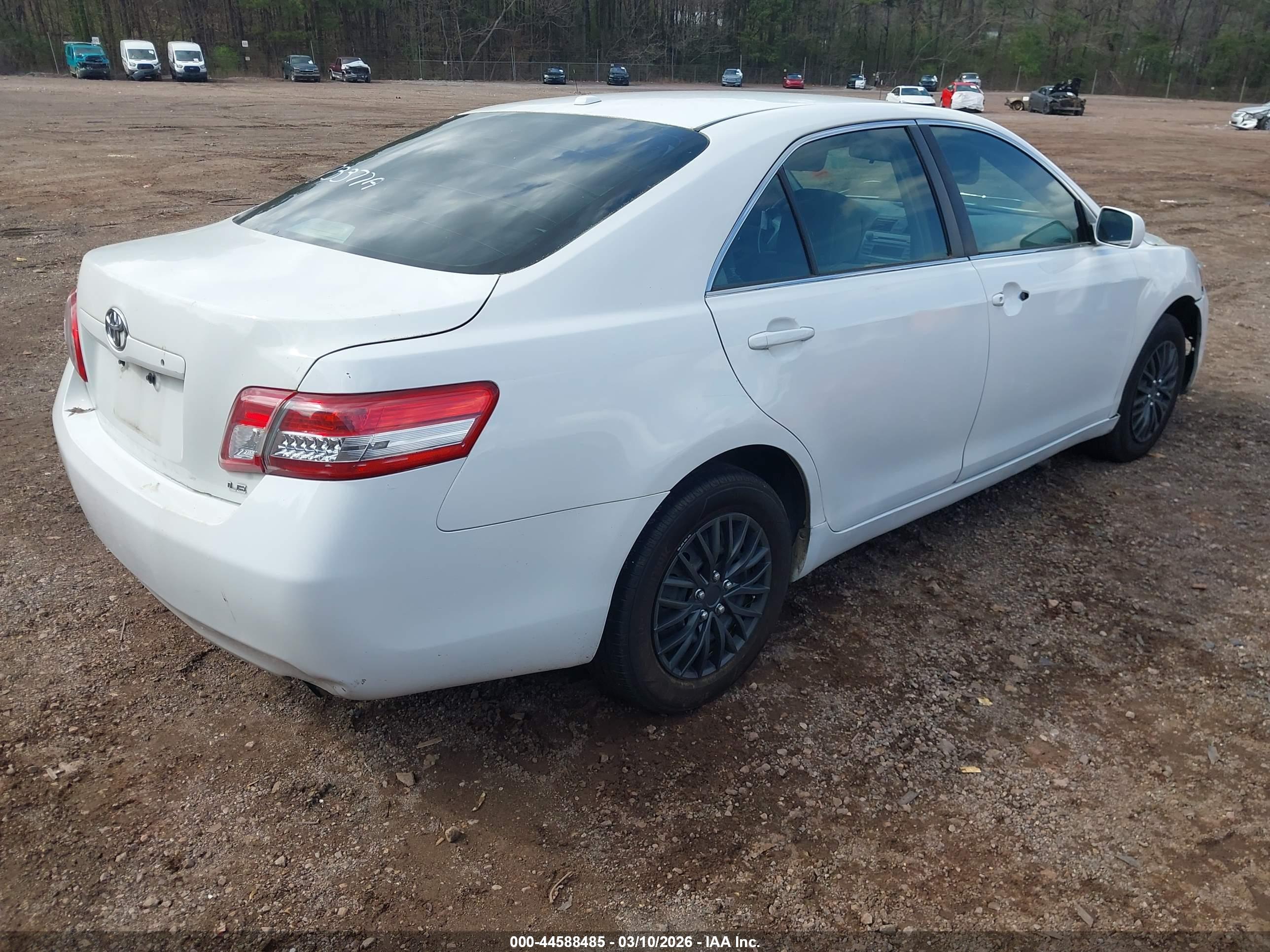TOYOTA CAMRY image 4