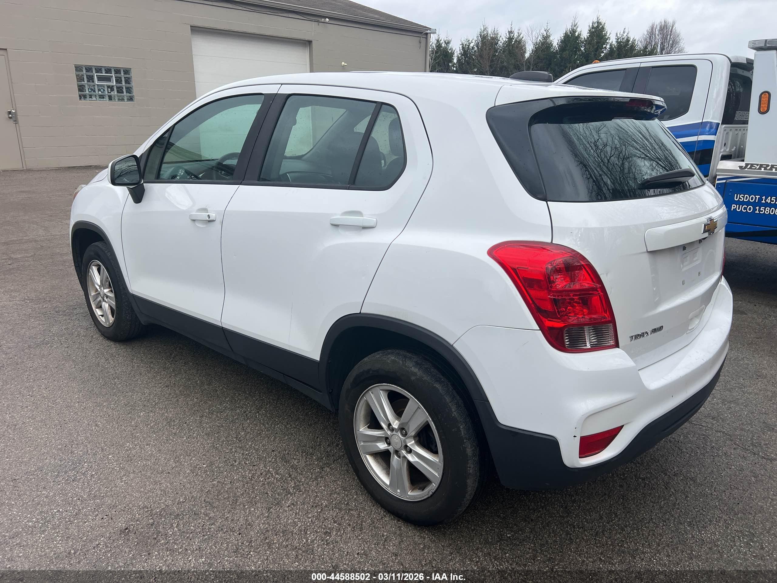 CHEVROLET TRAX image 3