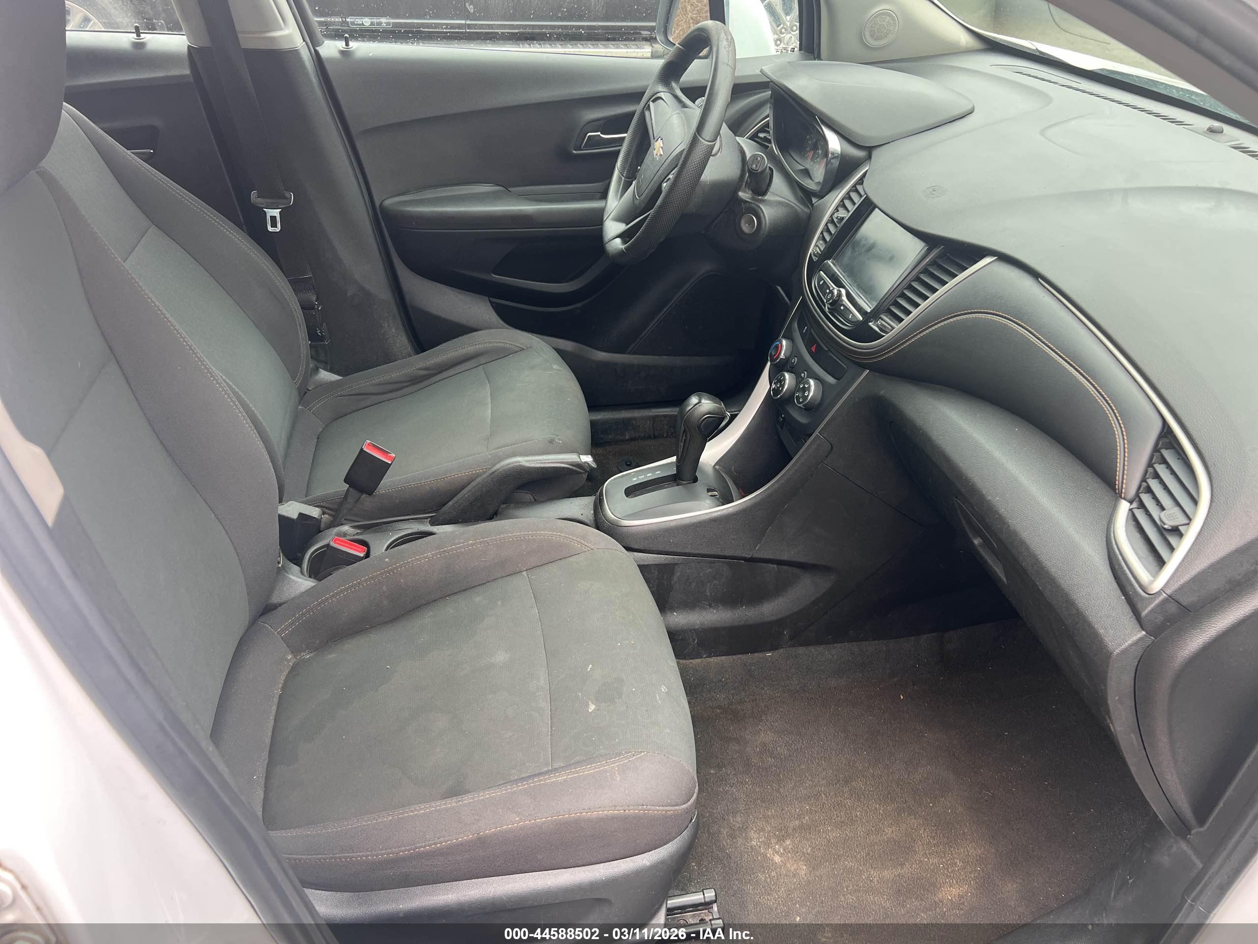 CHEVROLET TRAX image 5