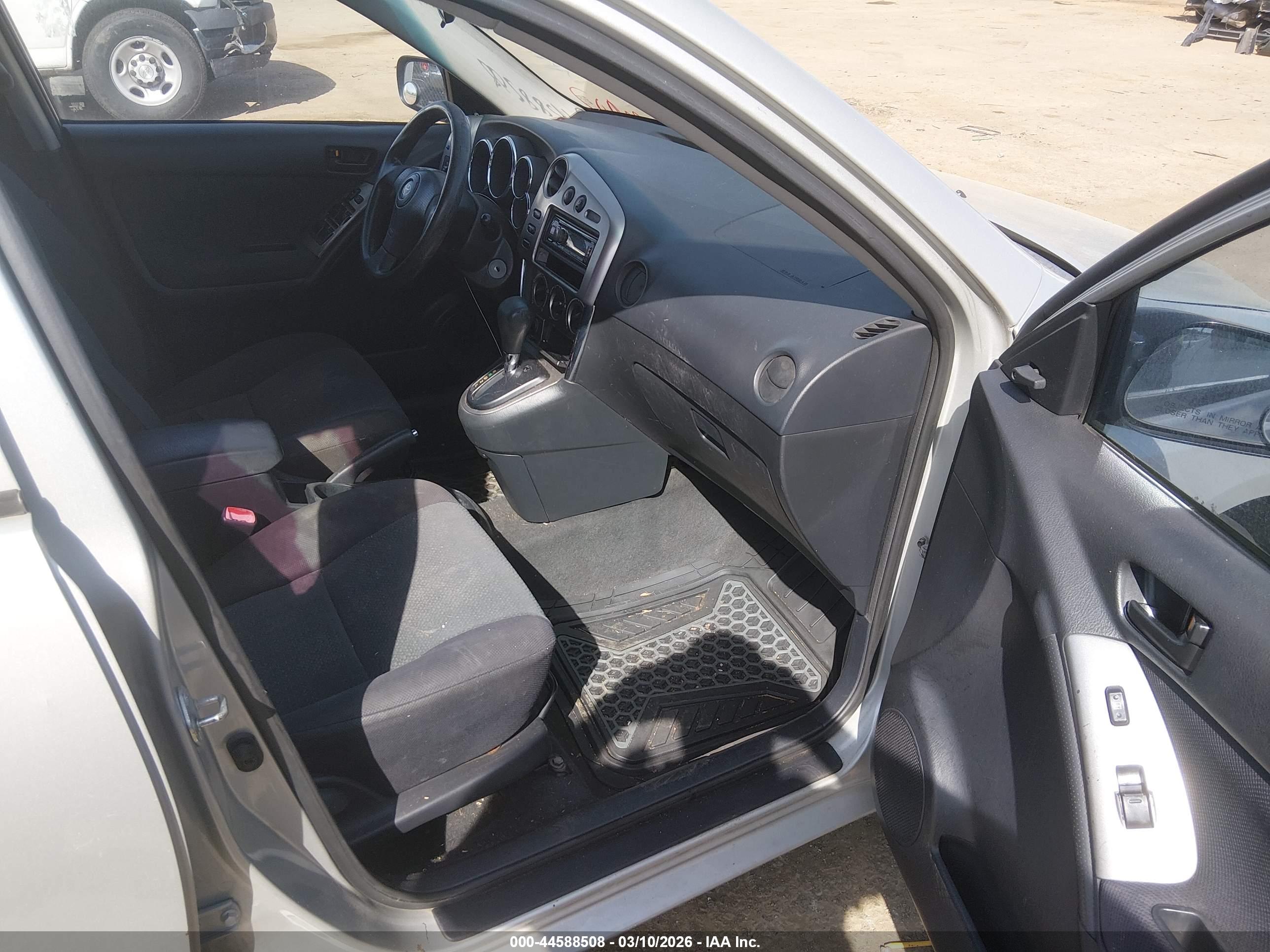 TOYOTA MATRIX image 5