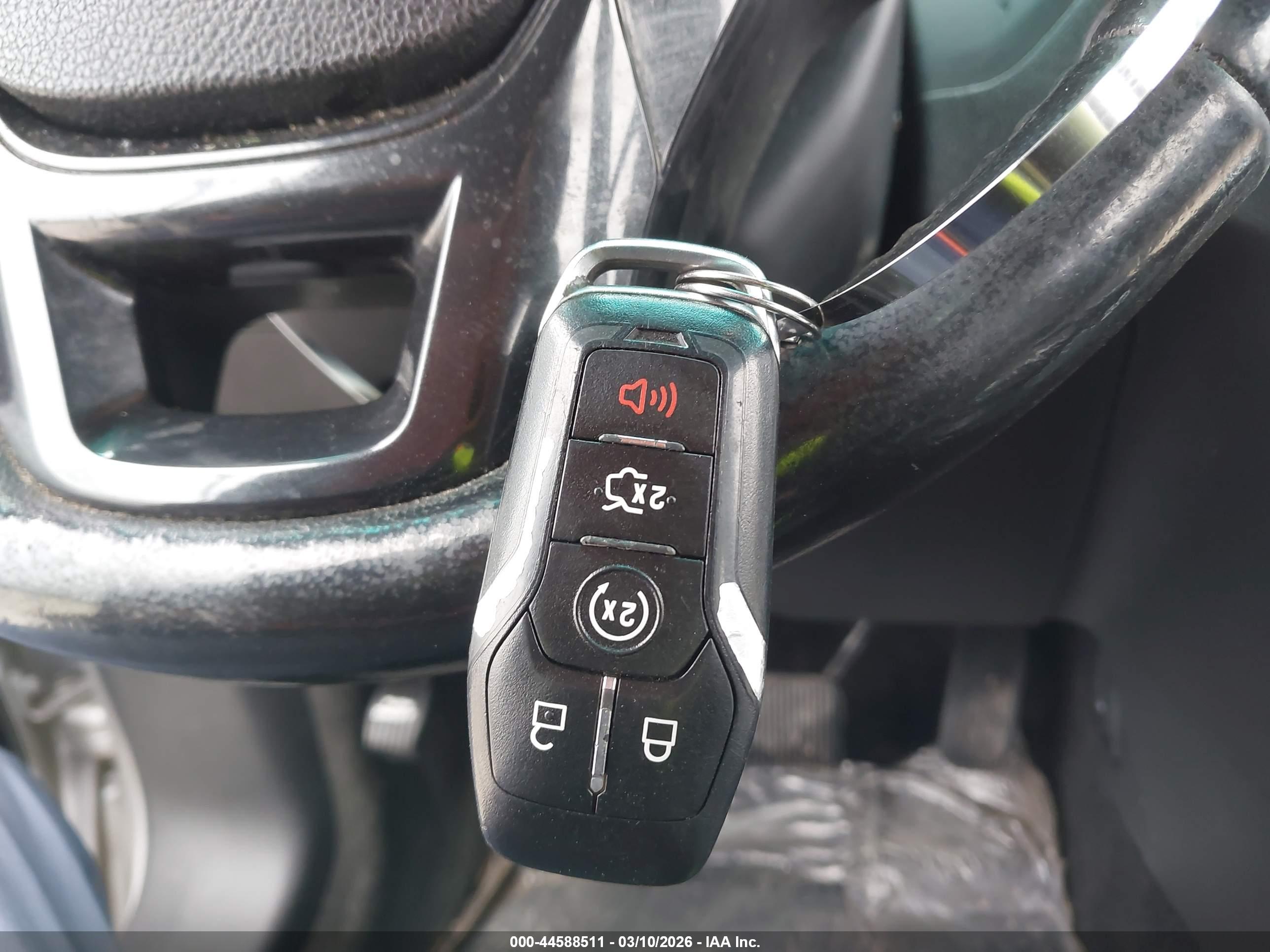 FORD EXPLORER image 11