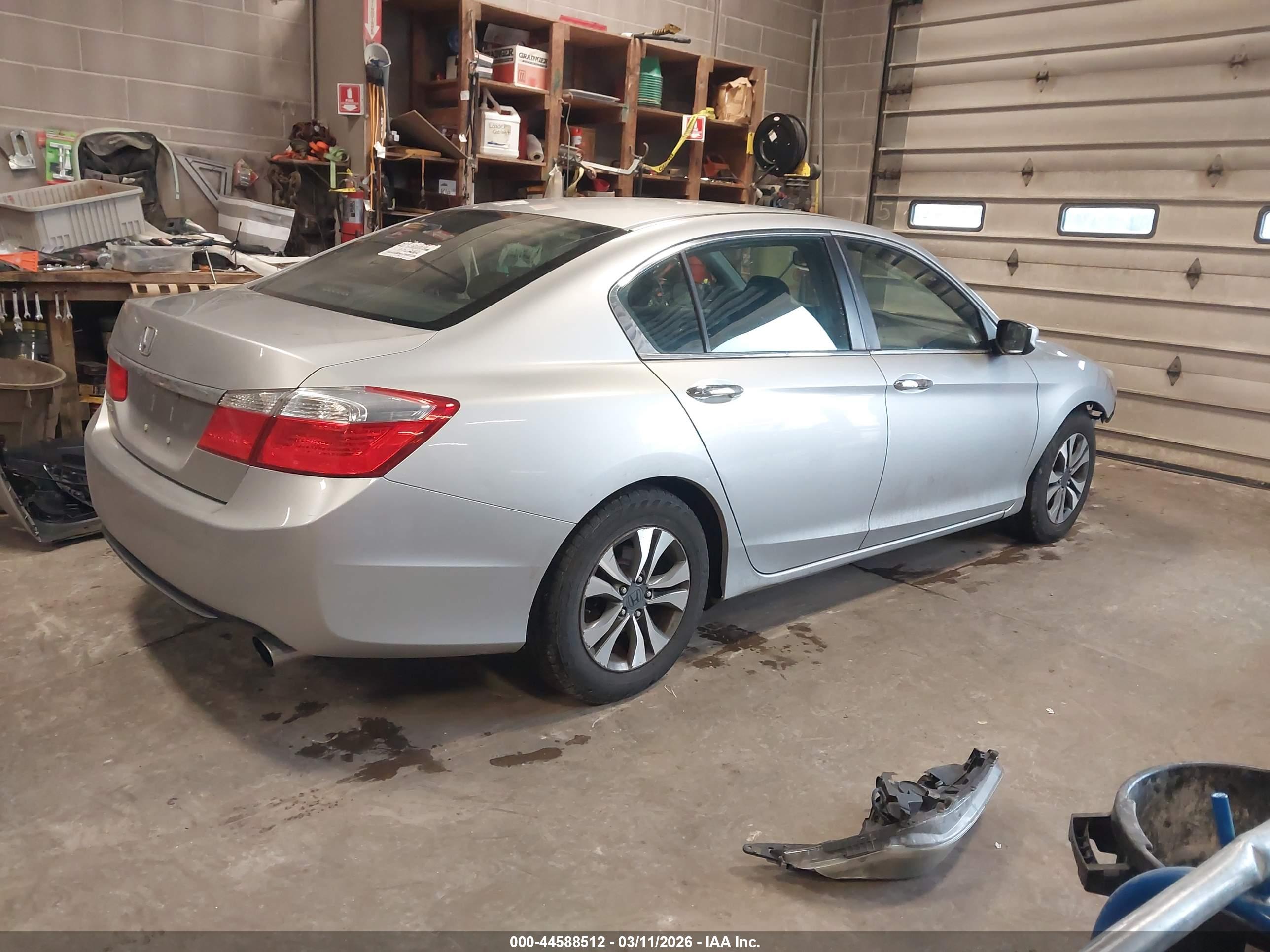 HONDA ACCORD image 4