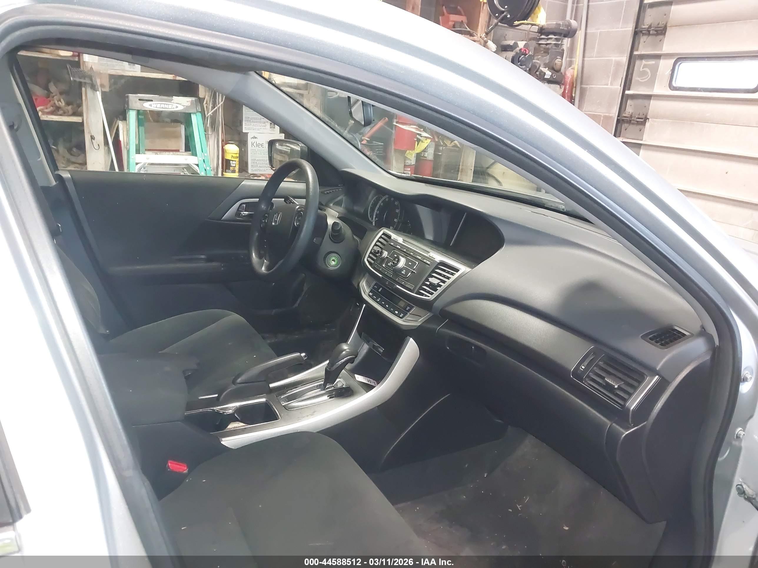 HONDA ACCORD image 5