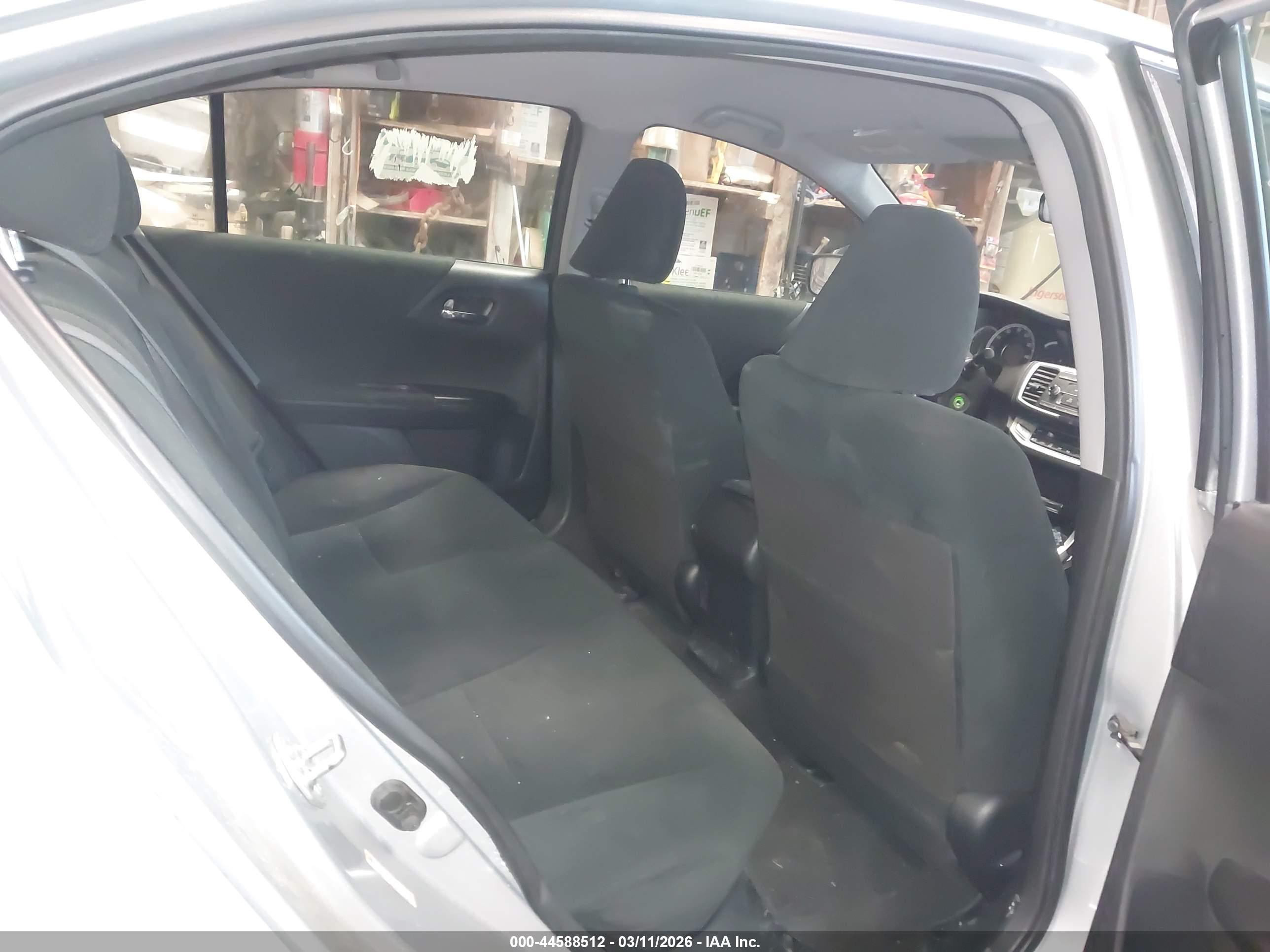 HONDA ACCORD image 8