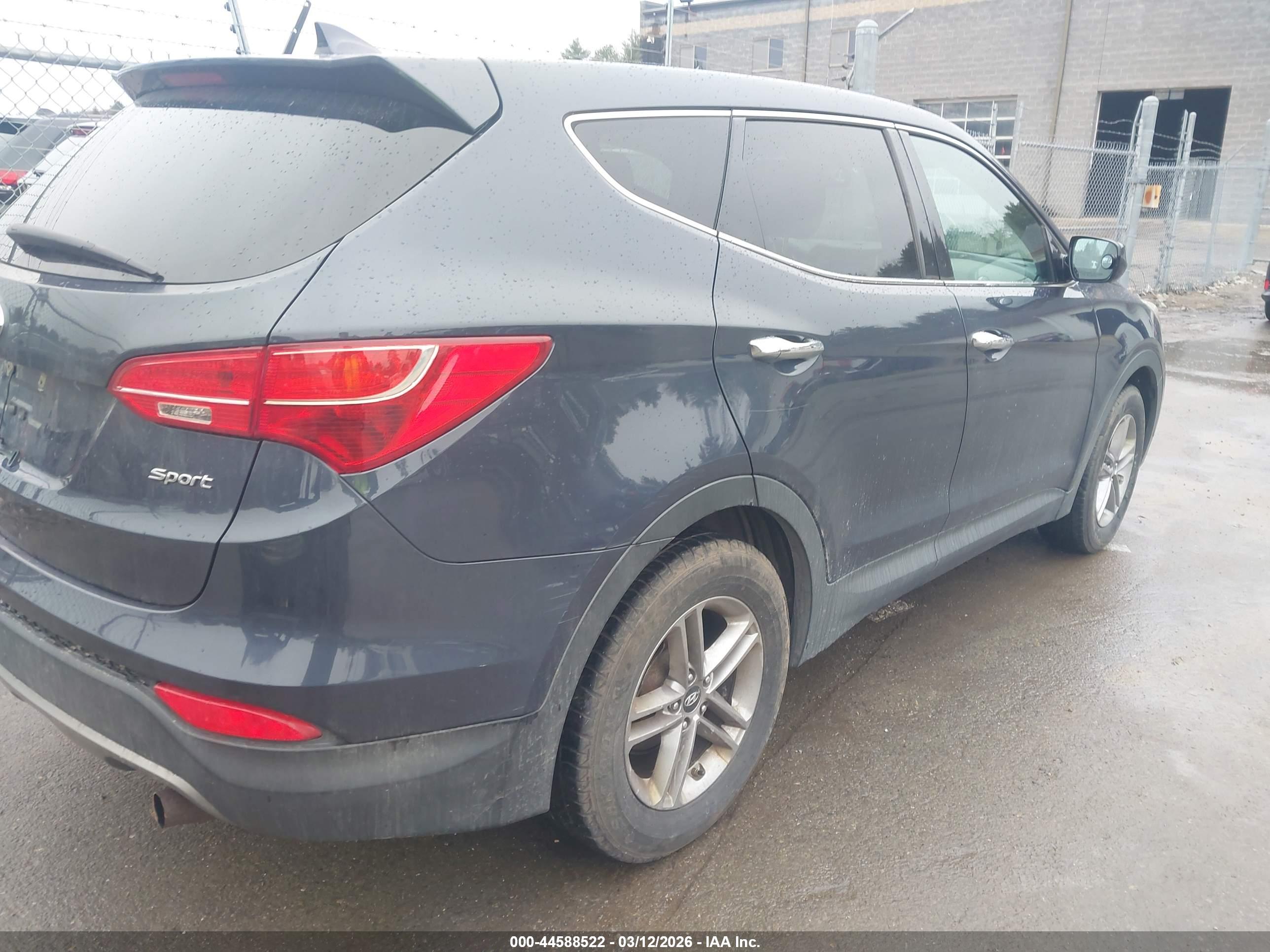 HYUNDAI SANTA image 4