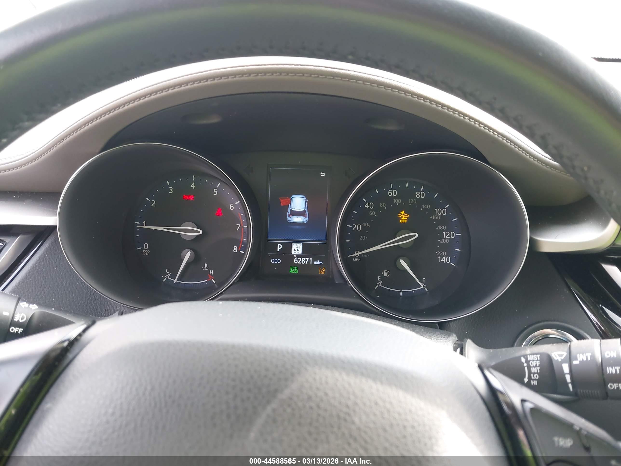 TOYOTA C-HR image 7