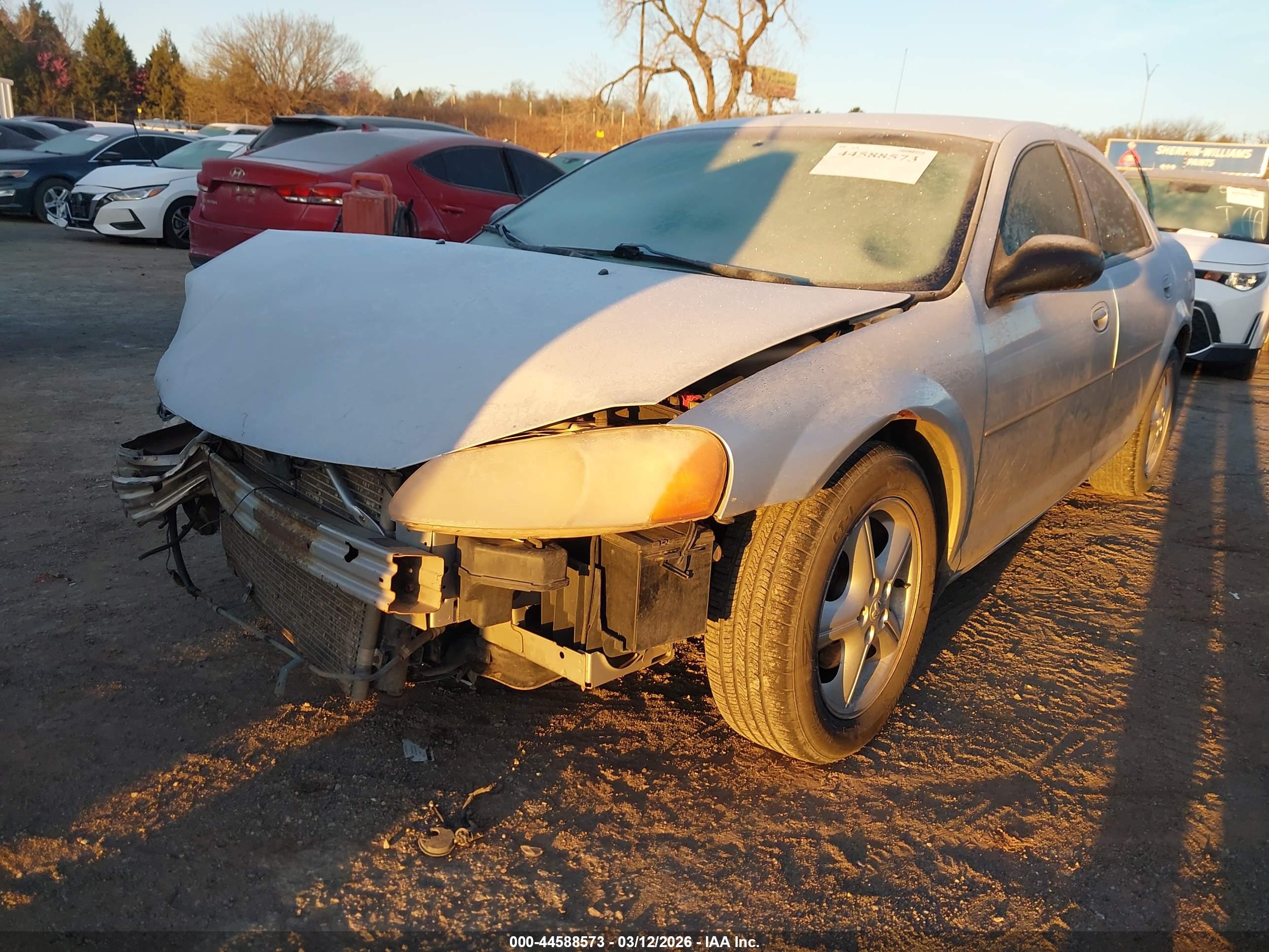 DODGE STRATUS image 2