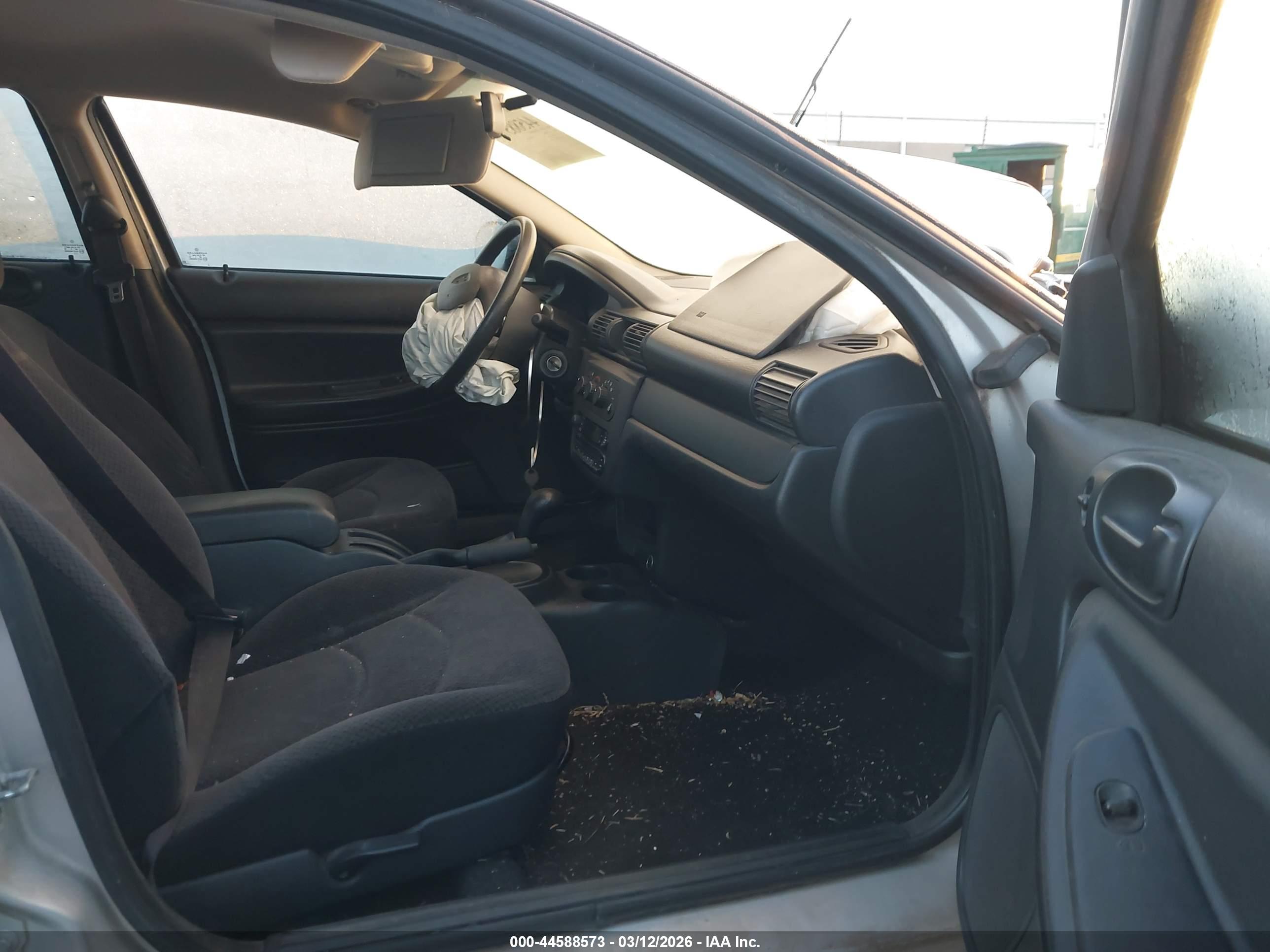 DODGE STRATUS image 5