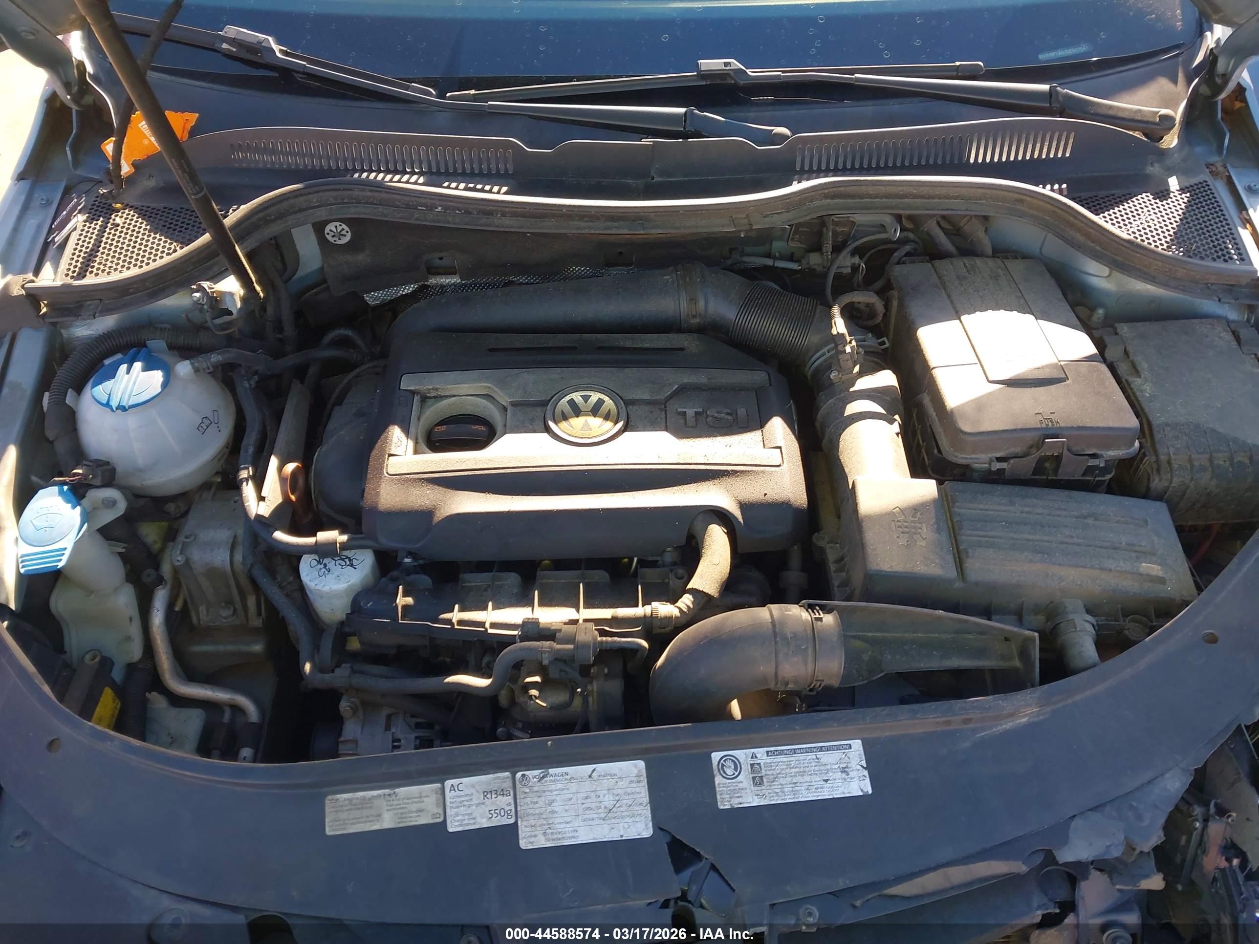 VOLKSWAGEN CC image 10