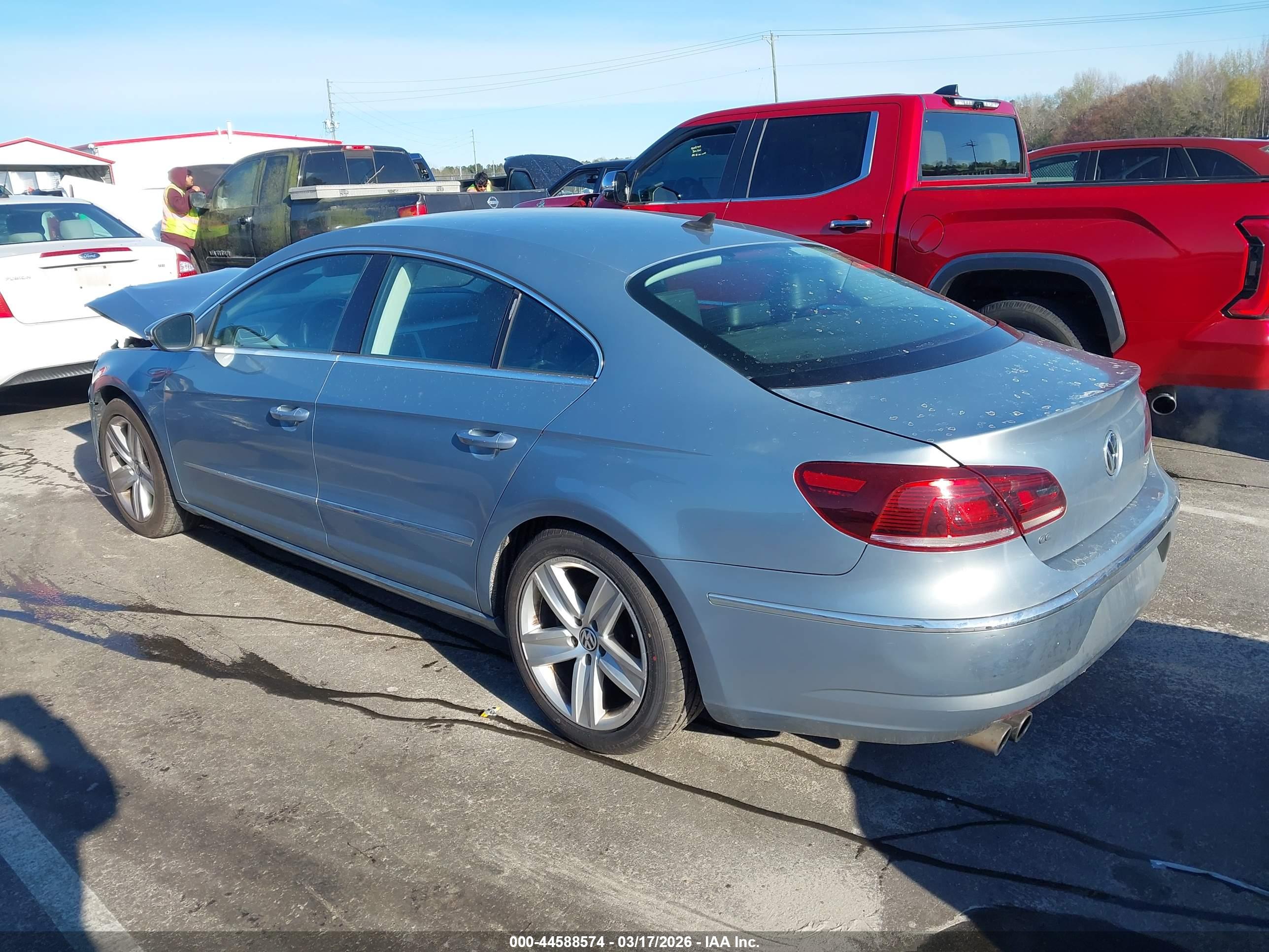 VOLKSWAGEN CC image 3