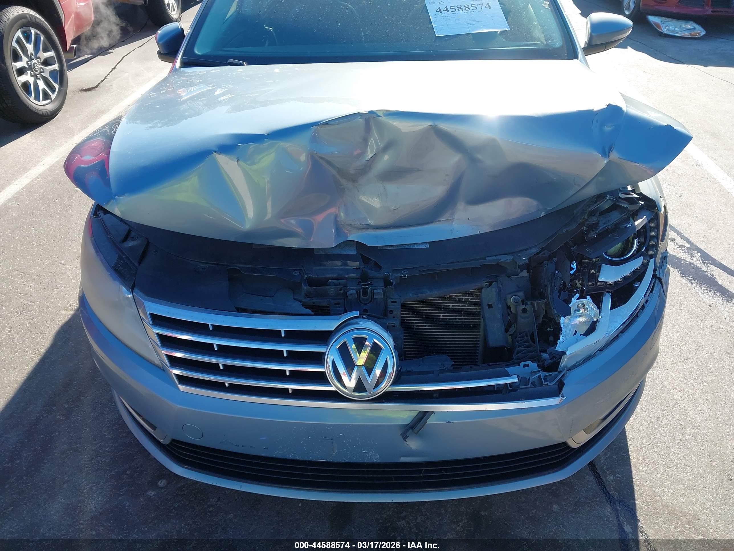 VOLKSWAGEN CC image 6