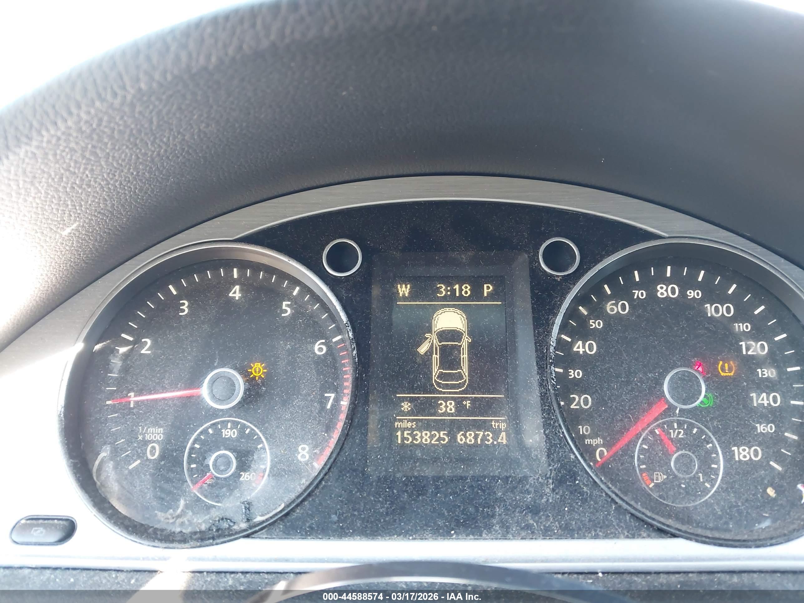 VOLKSWAGEN CC image 7