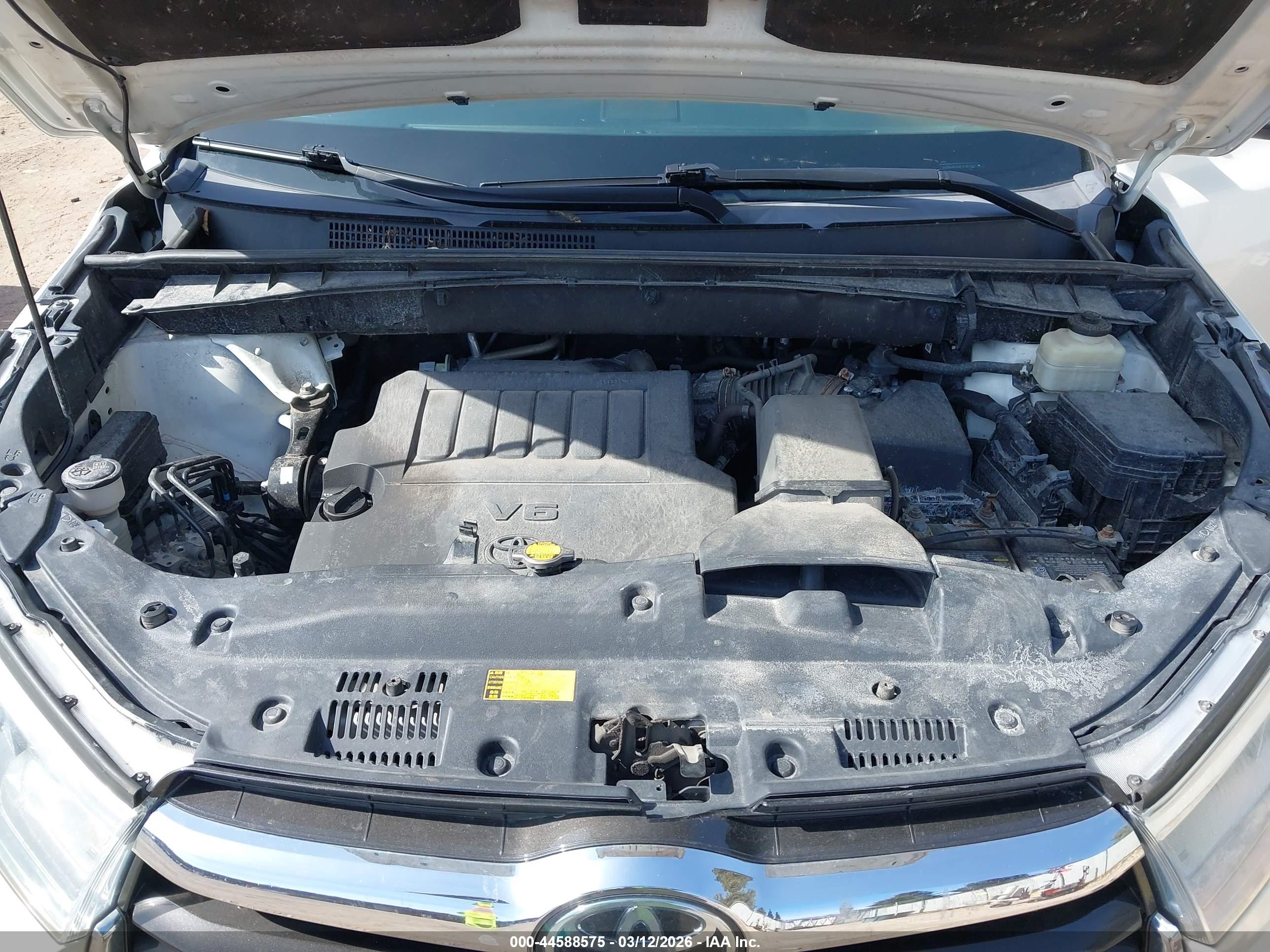 TOYOTA HIGHLANDER image 10