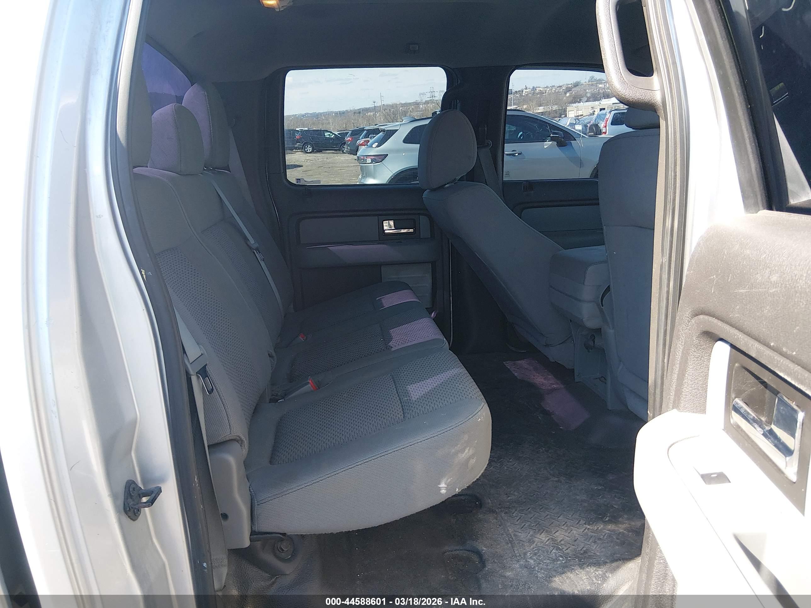 FORD F-150 image 8