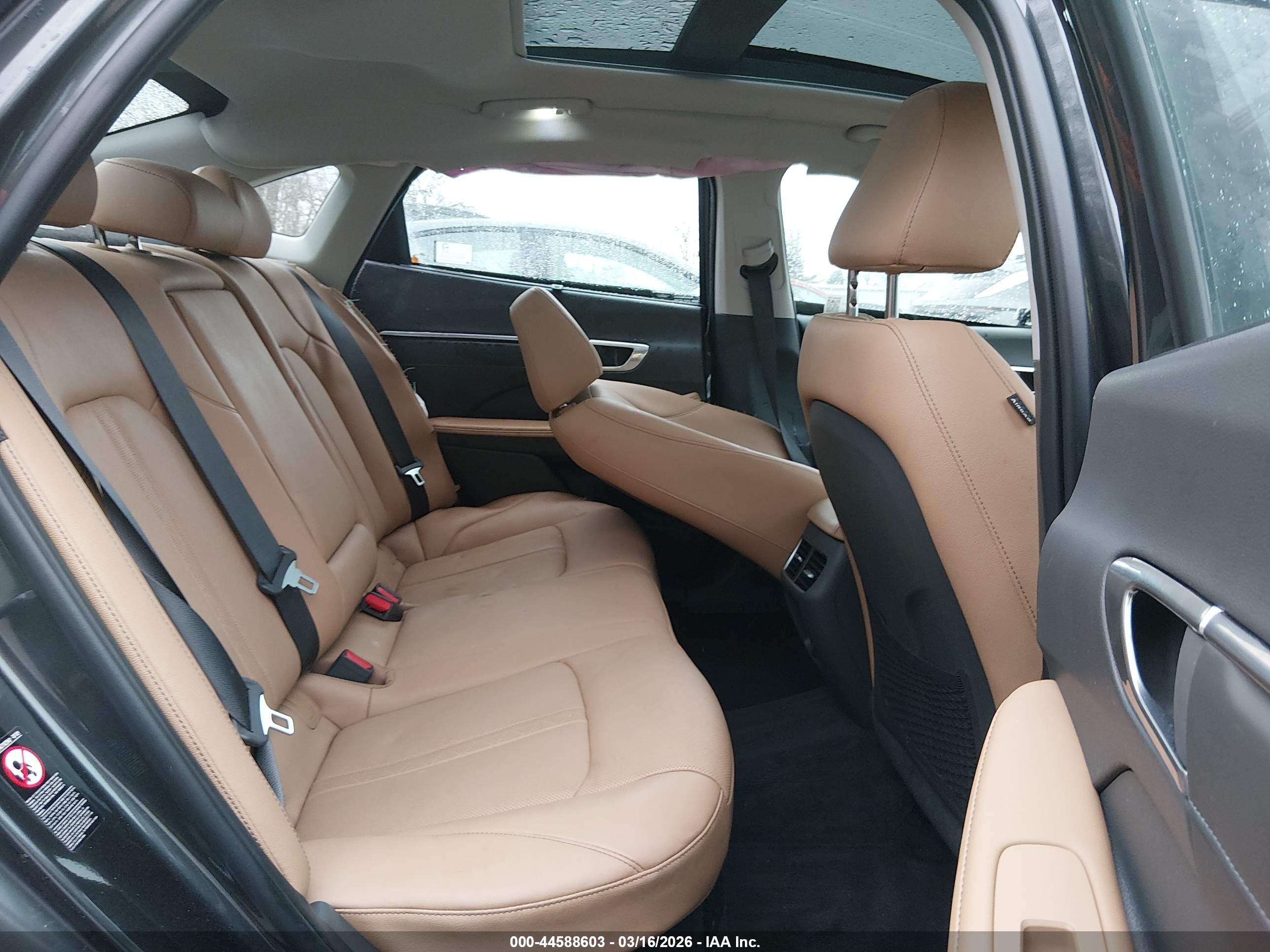 HYUNDAI SONATA image 8