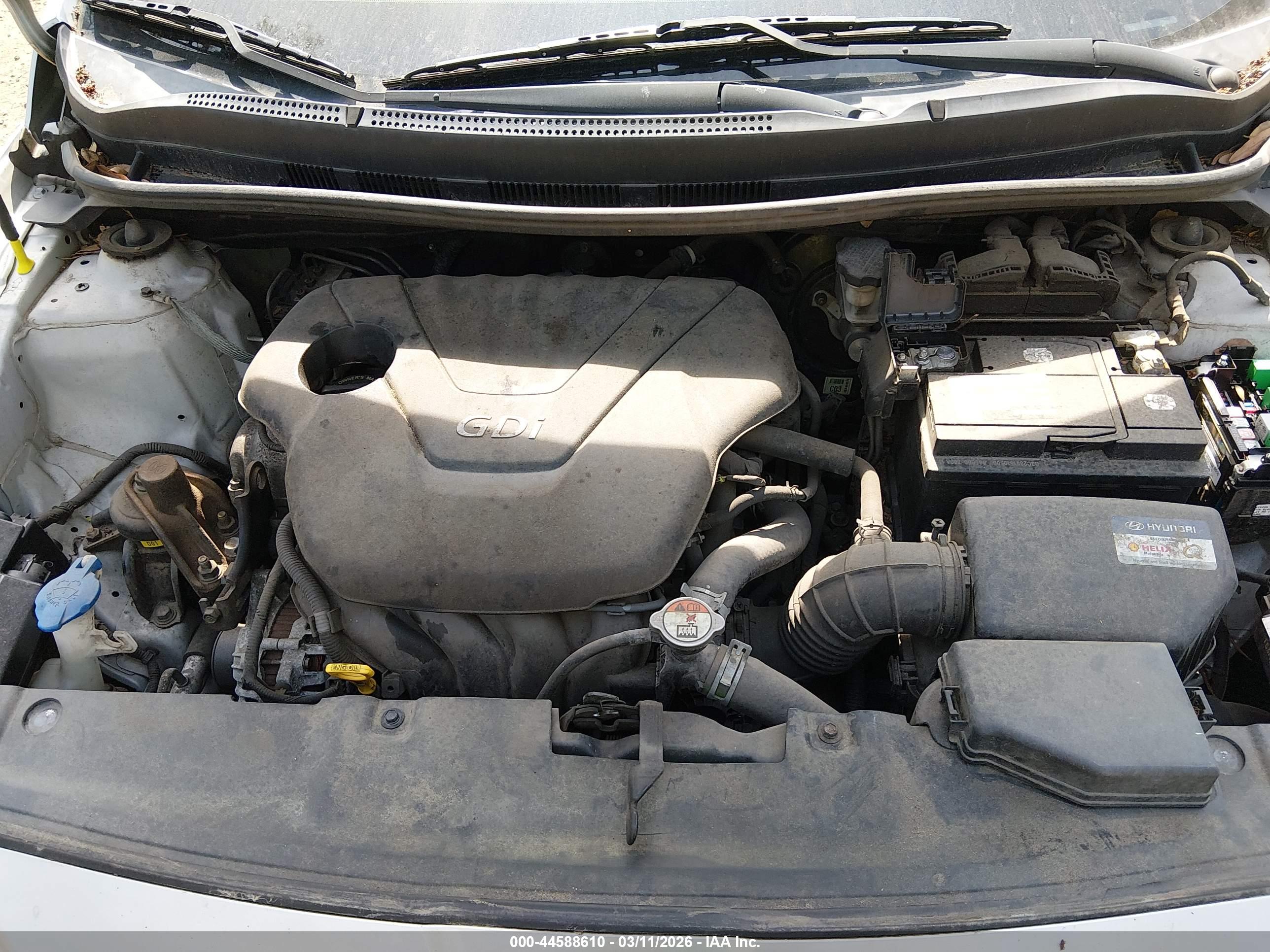 HYUNDAI ACCENT image 10