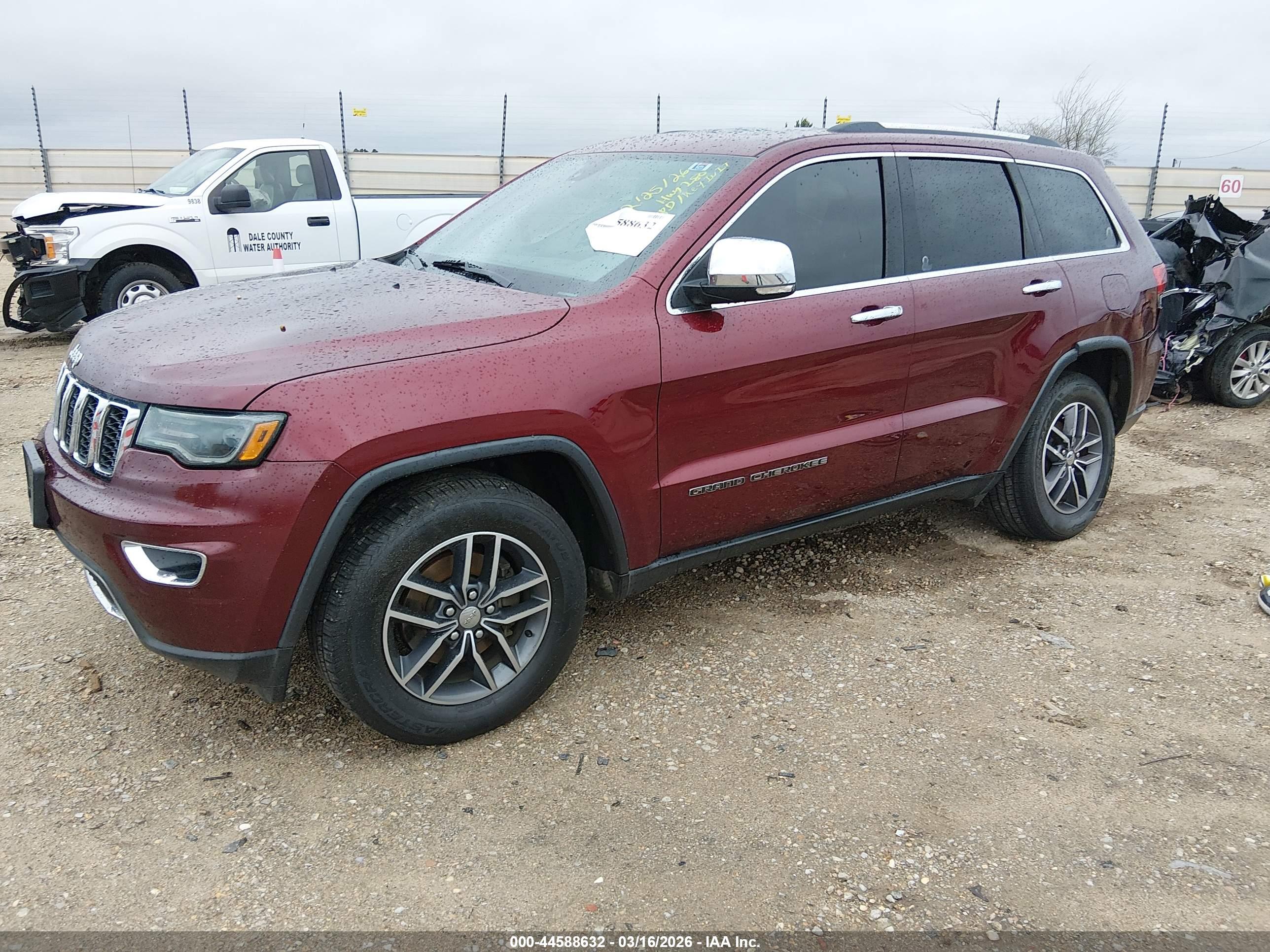 JEEP GRAND image 2