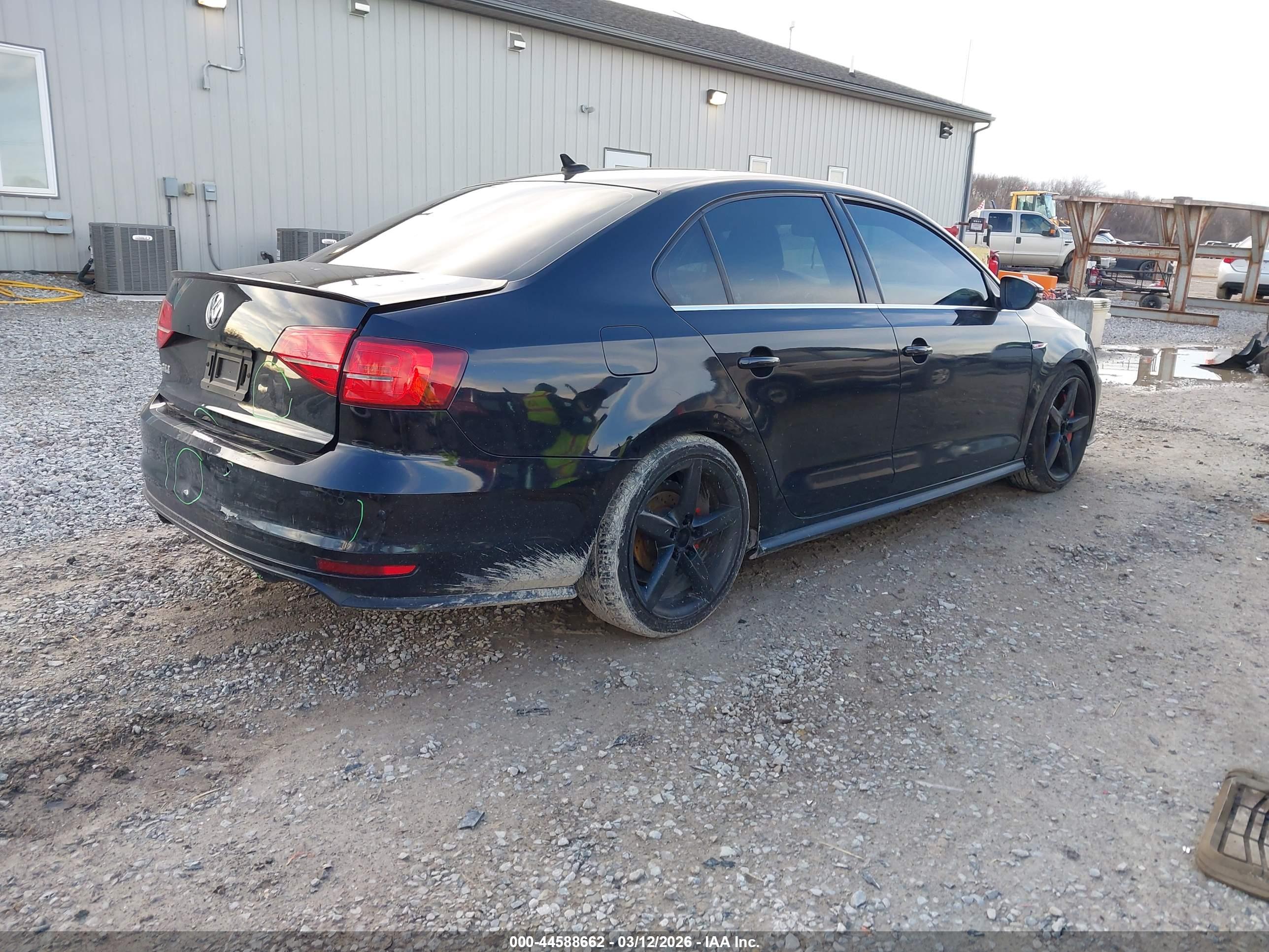 VOLKSWAGEN JETTA image 4
