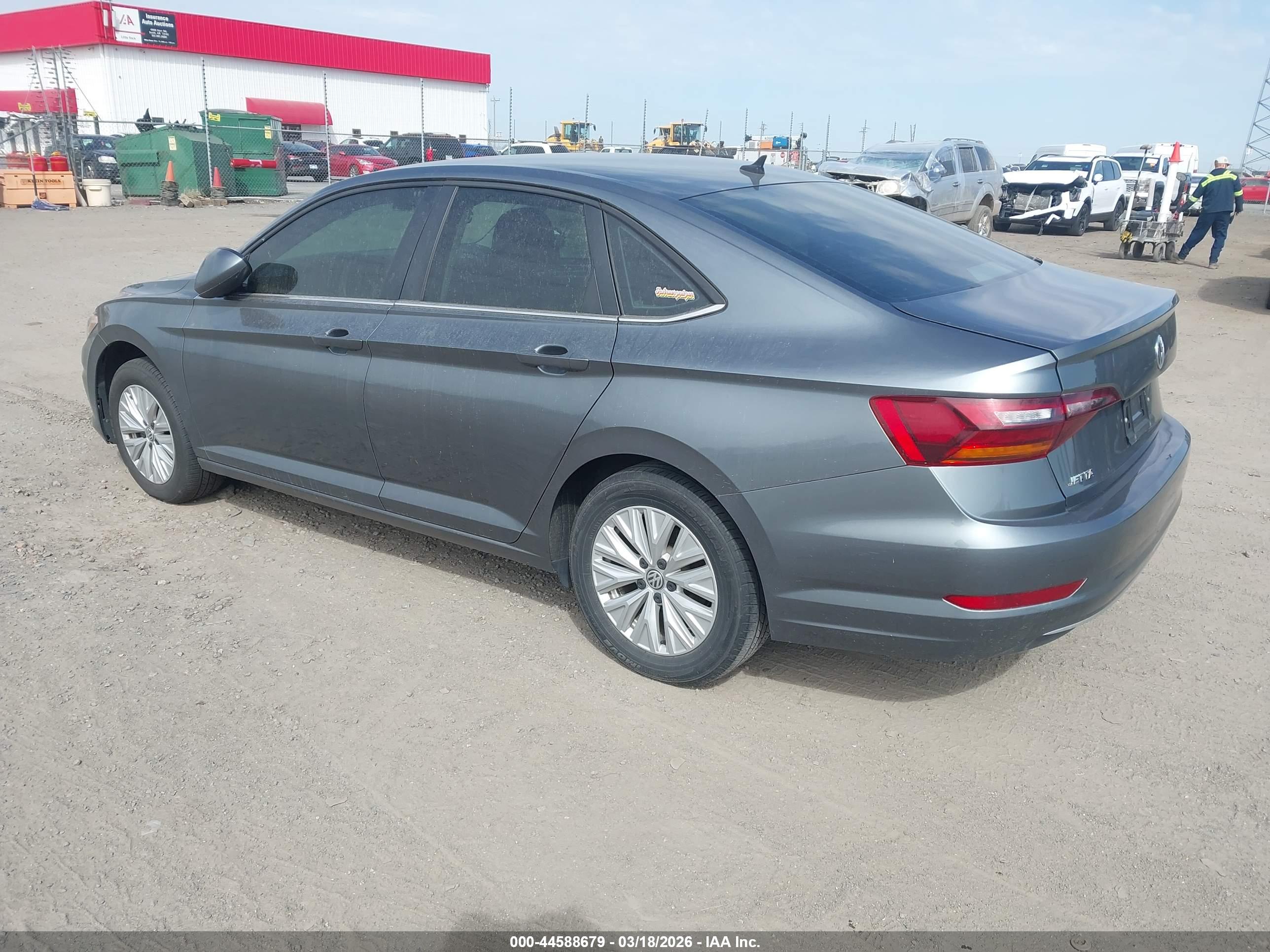 VOLKSWAGEN JETTA image 3
