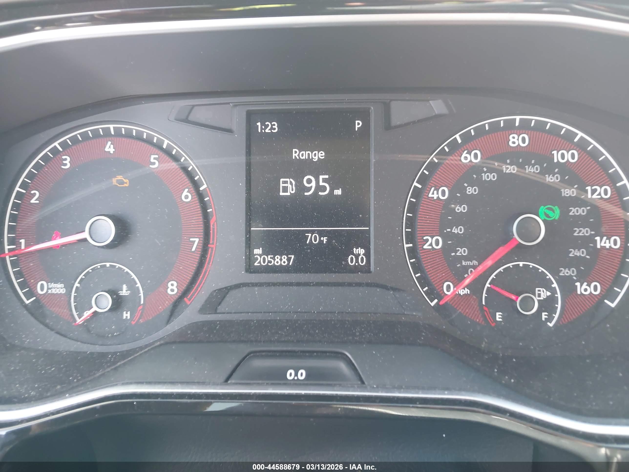 VOLKSWAGEN JETTA image 7