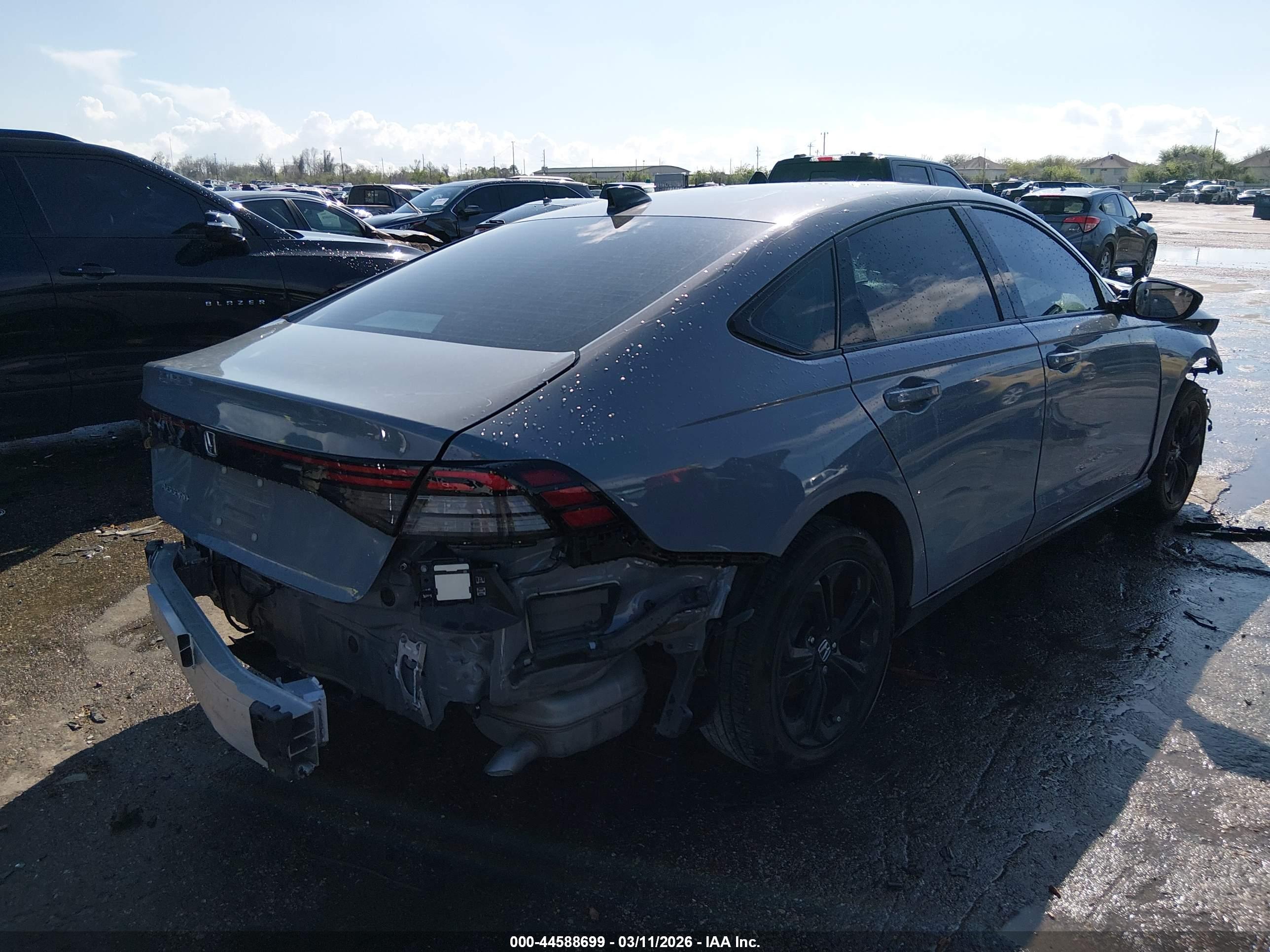 HONDA ACCORD image 4