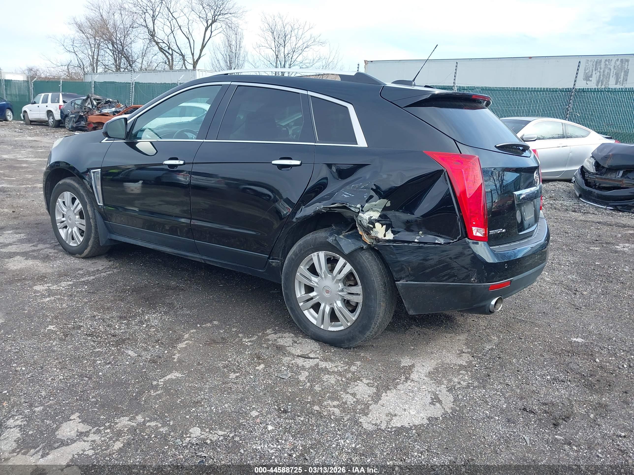 CADILLAC SRX image 3