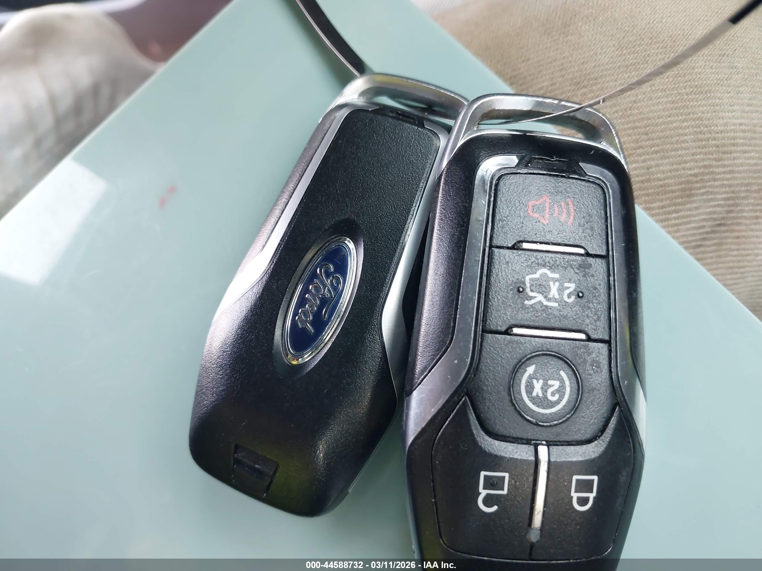 FORD EXPLORER image 11