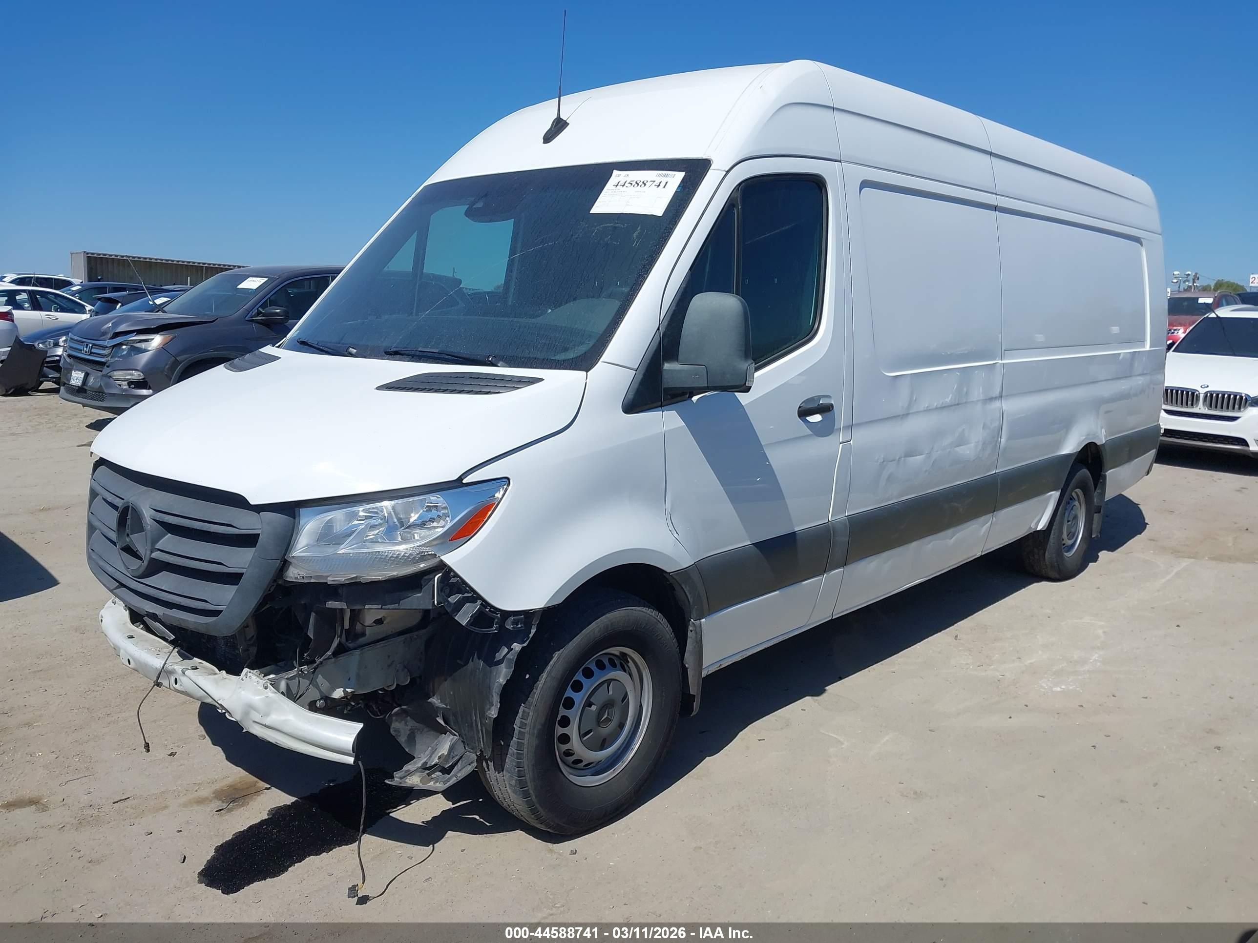 MERCEDES-BENZ SPRINTER image 2